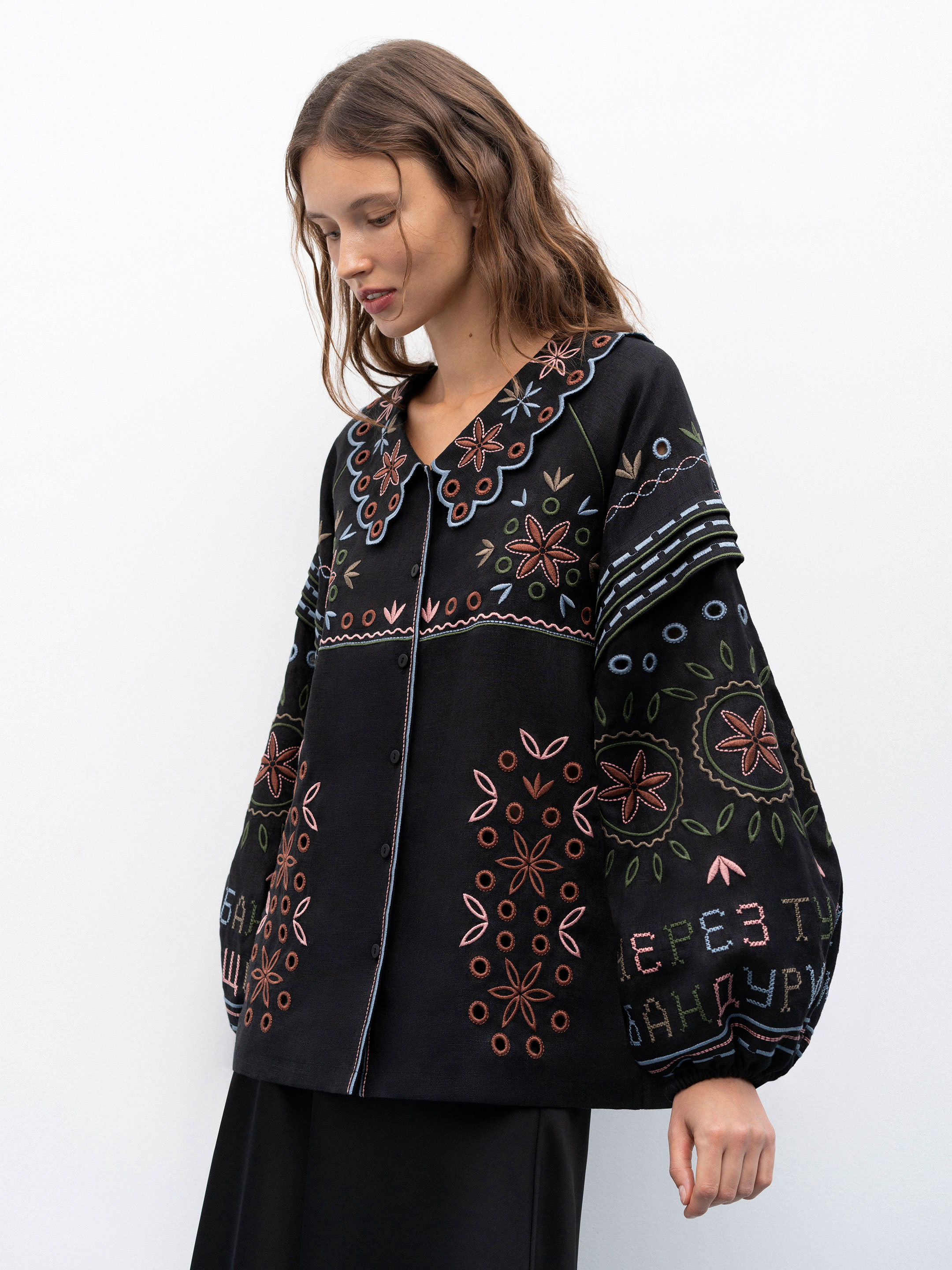 Embroidered jacket made of black linen with a collar Bandura Temna - photo 1