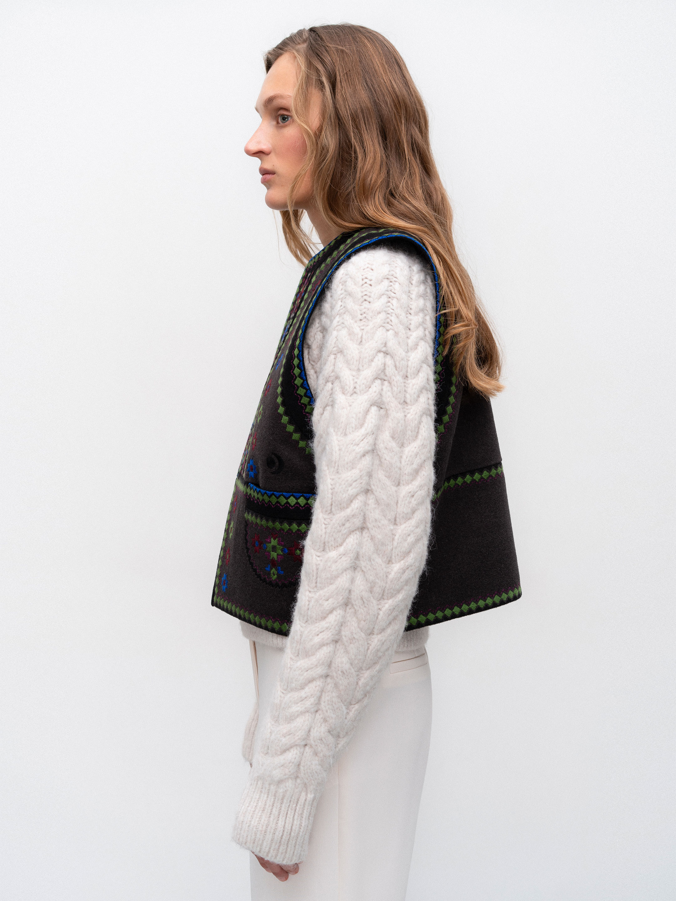 Wool vest with embroidery Zirka - photo 2