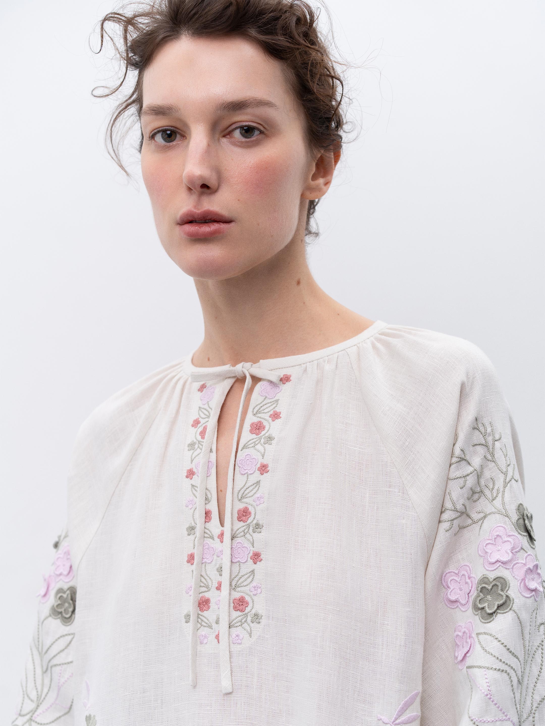 Long linen embroidered dress with floral by the motives of Rozmay - photo 2