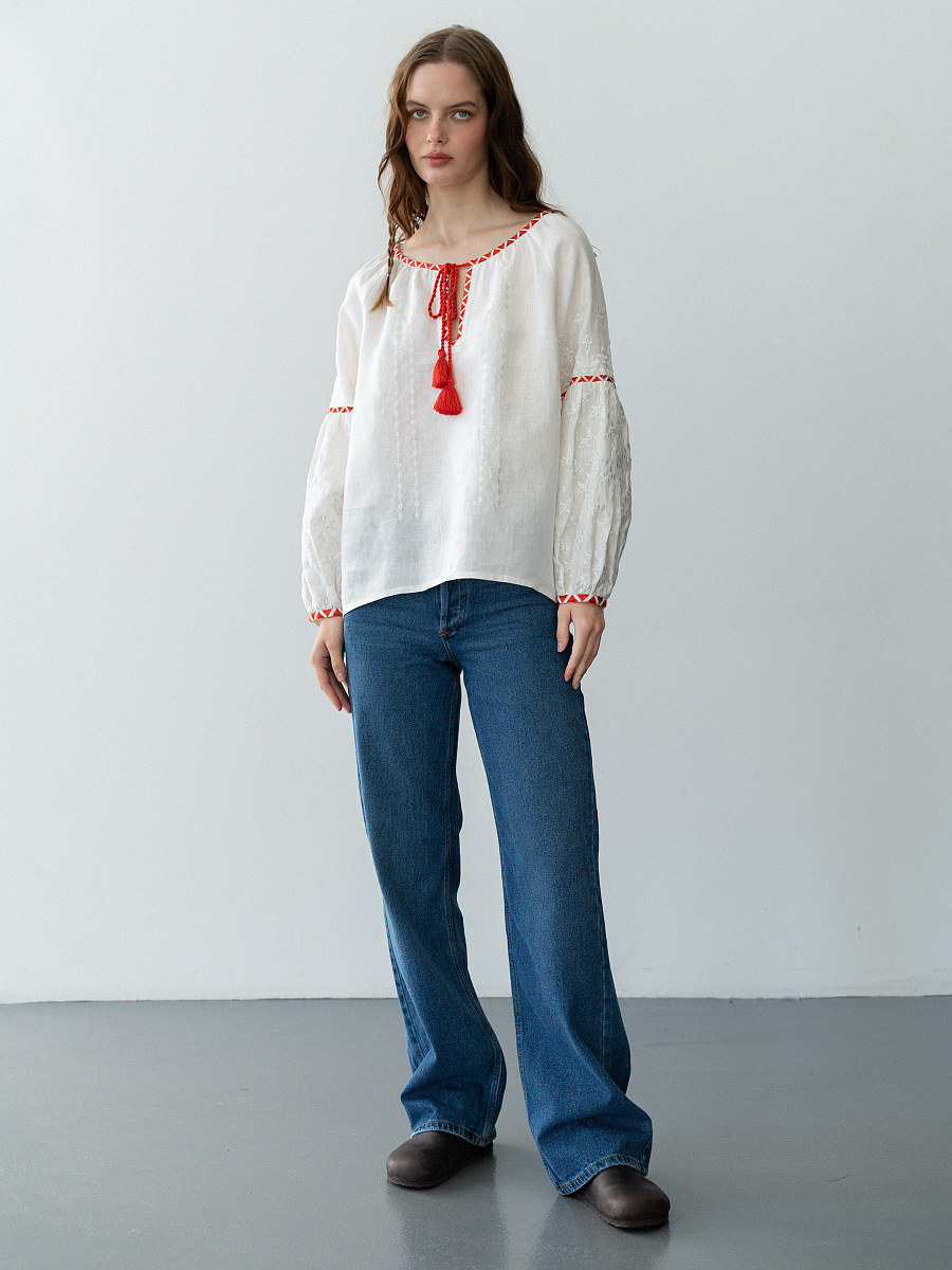 Linen blouse with red and white embroidery Elin [0]