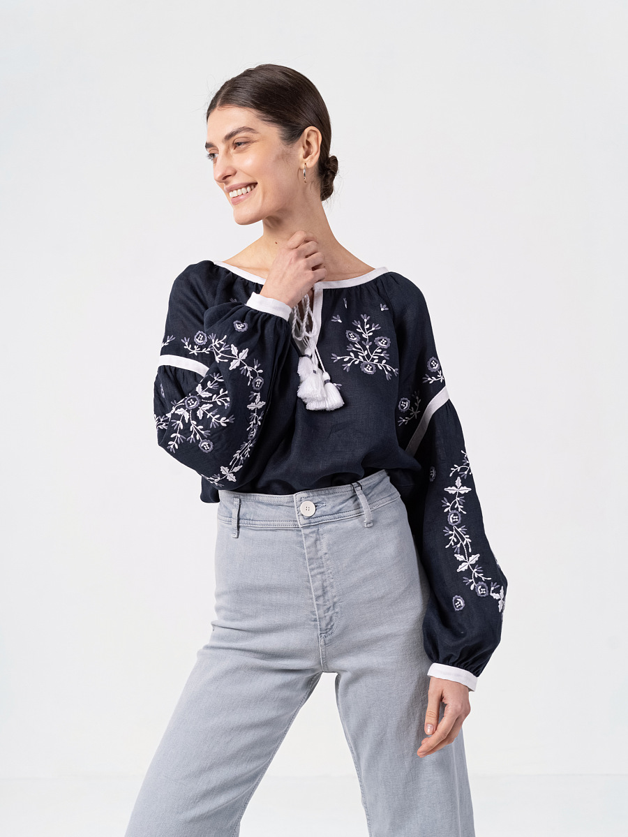 Embroidered shirt in dark blue with ornament Moonlight [0]