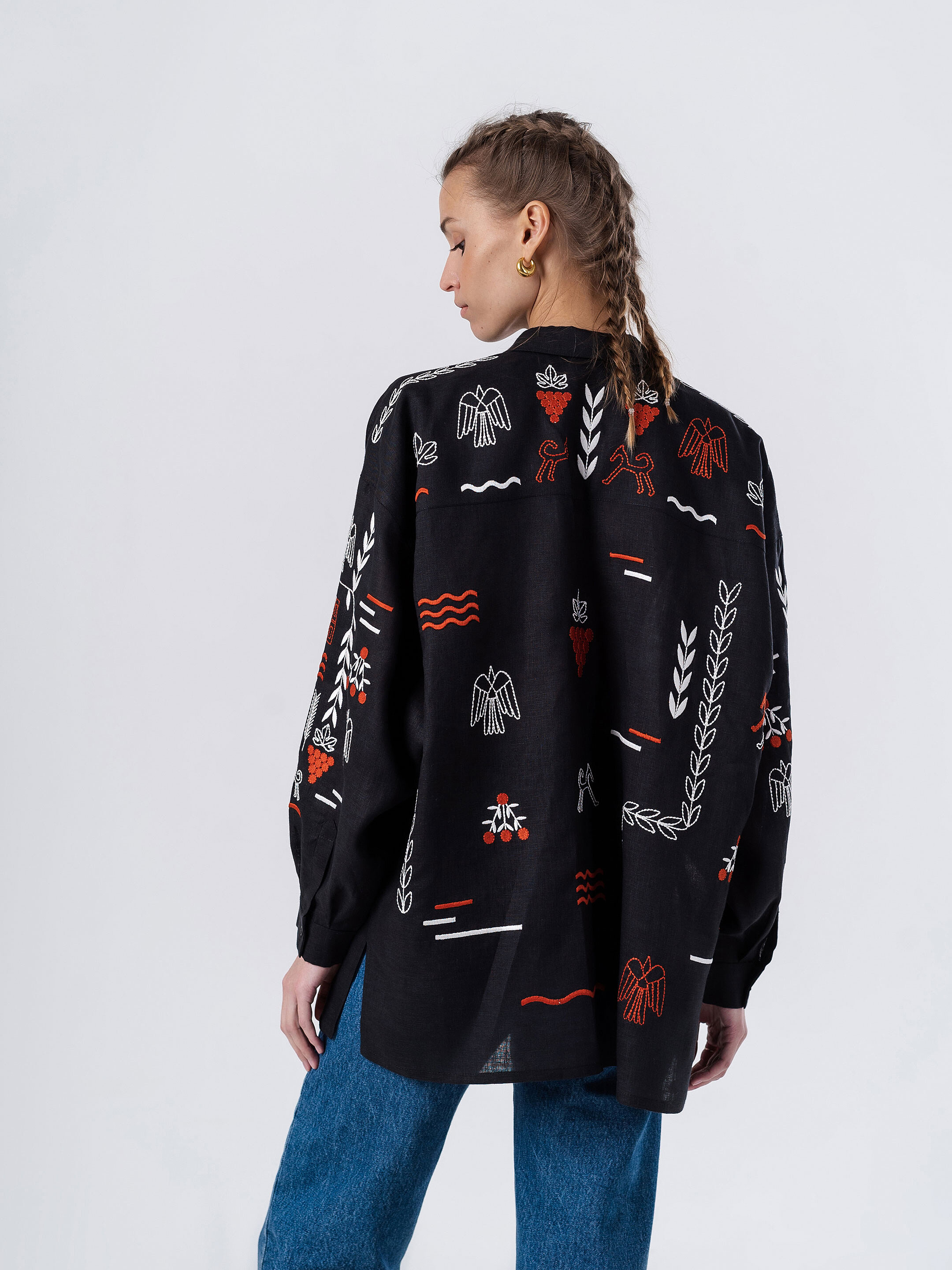 Black linen embroidered shirt SLOVO BLACK choose