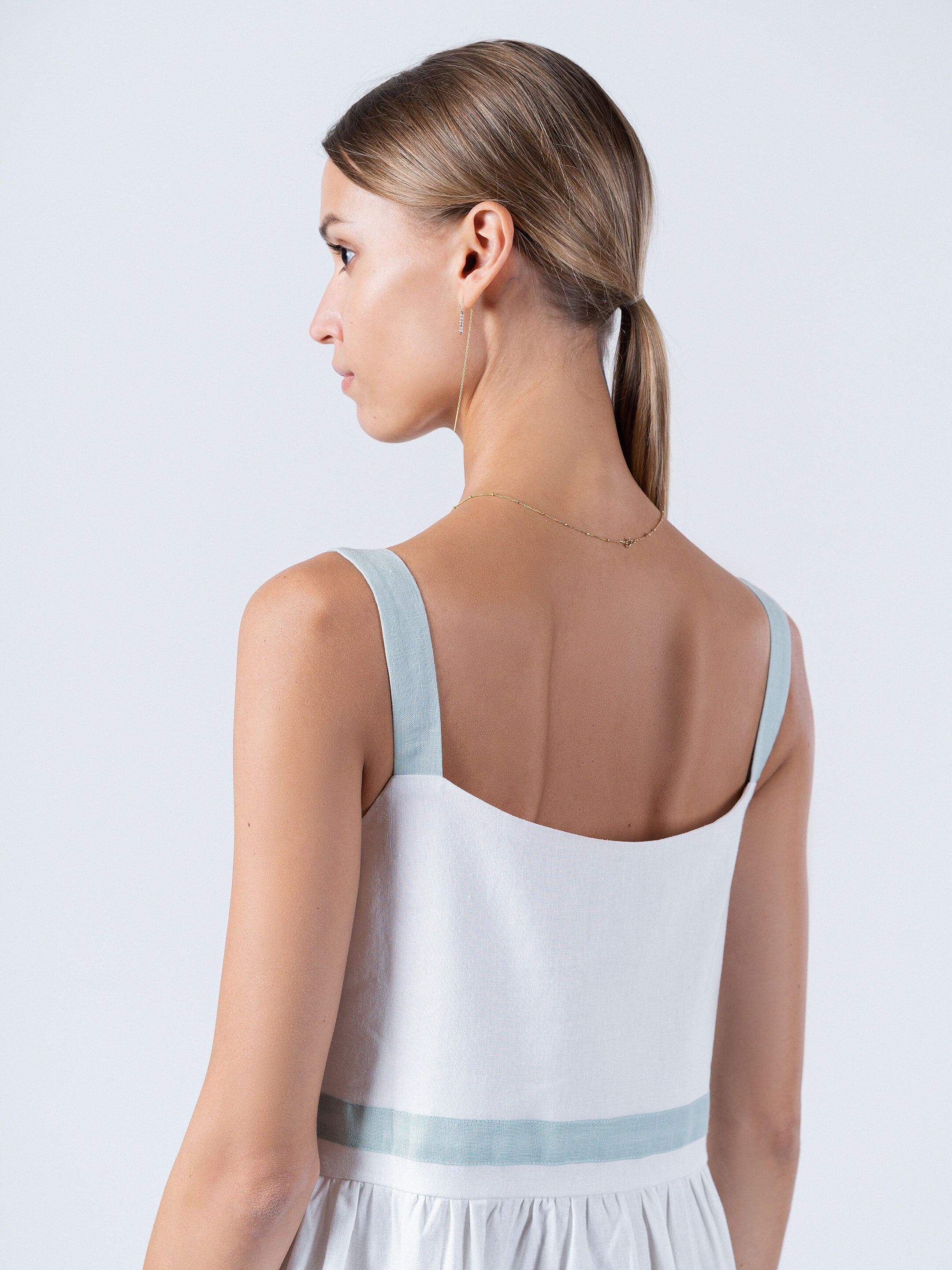 Linen white sundress with applique White Planta sizes