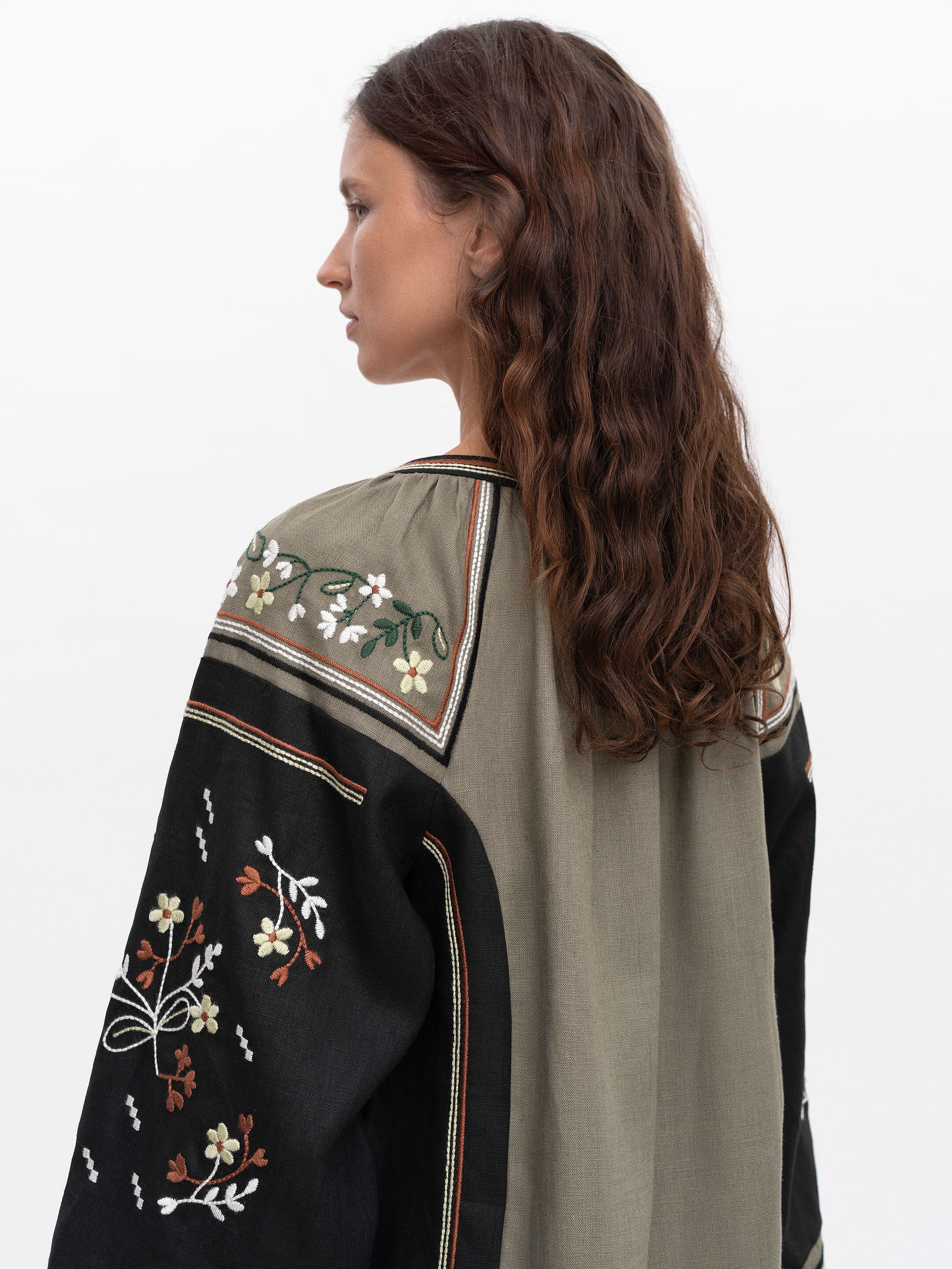 Linen embroidered shirt with floral ornament Vesna photo