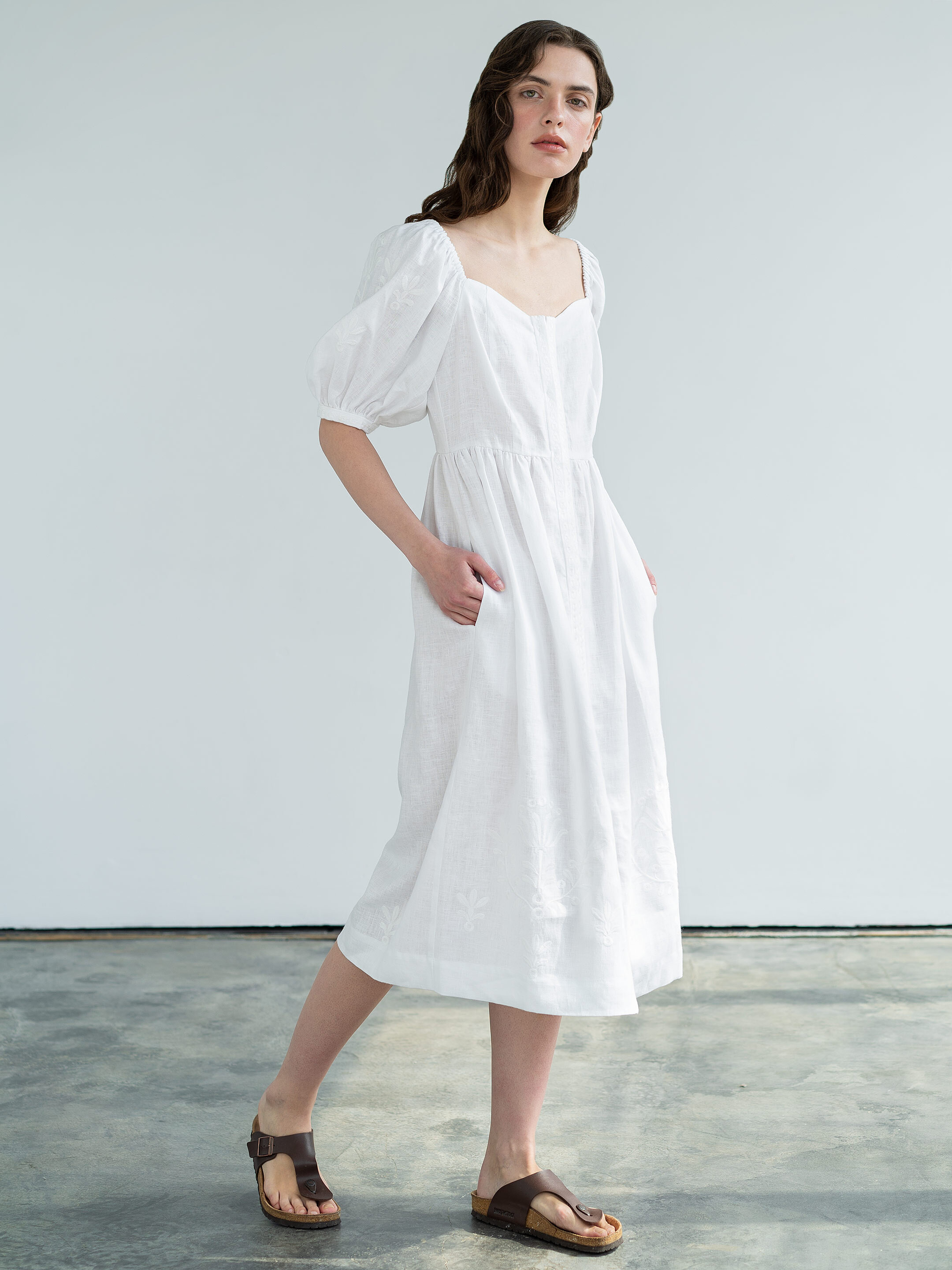 White linen dress with with embroidery in tone Magnolia choose