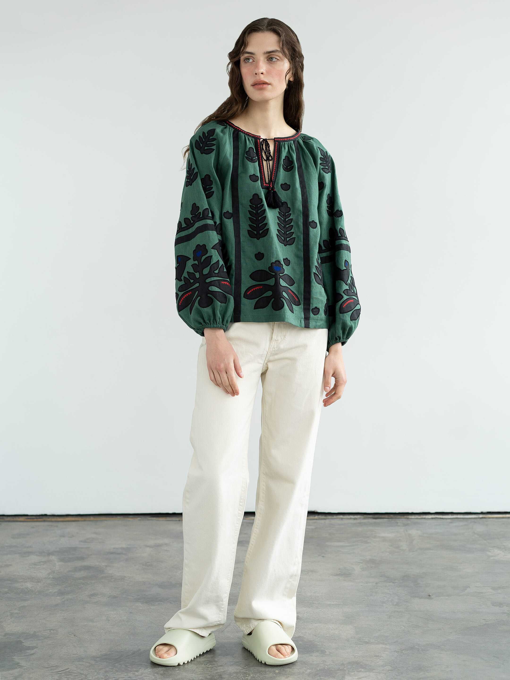 Linen embroidered shirt Korchynskyi Green in Ukraine