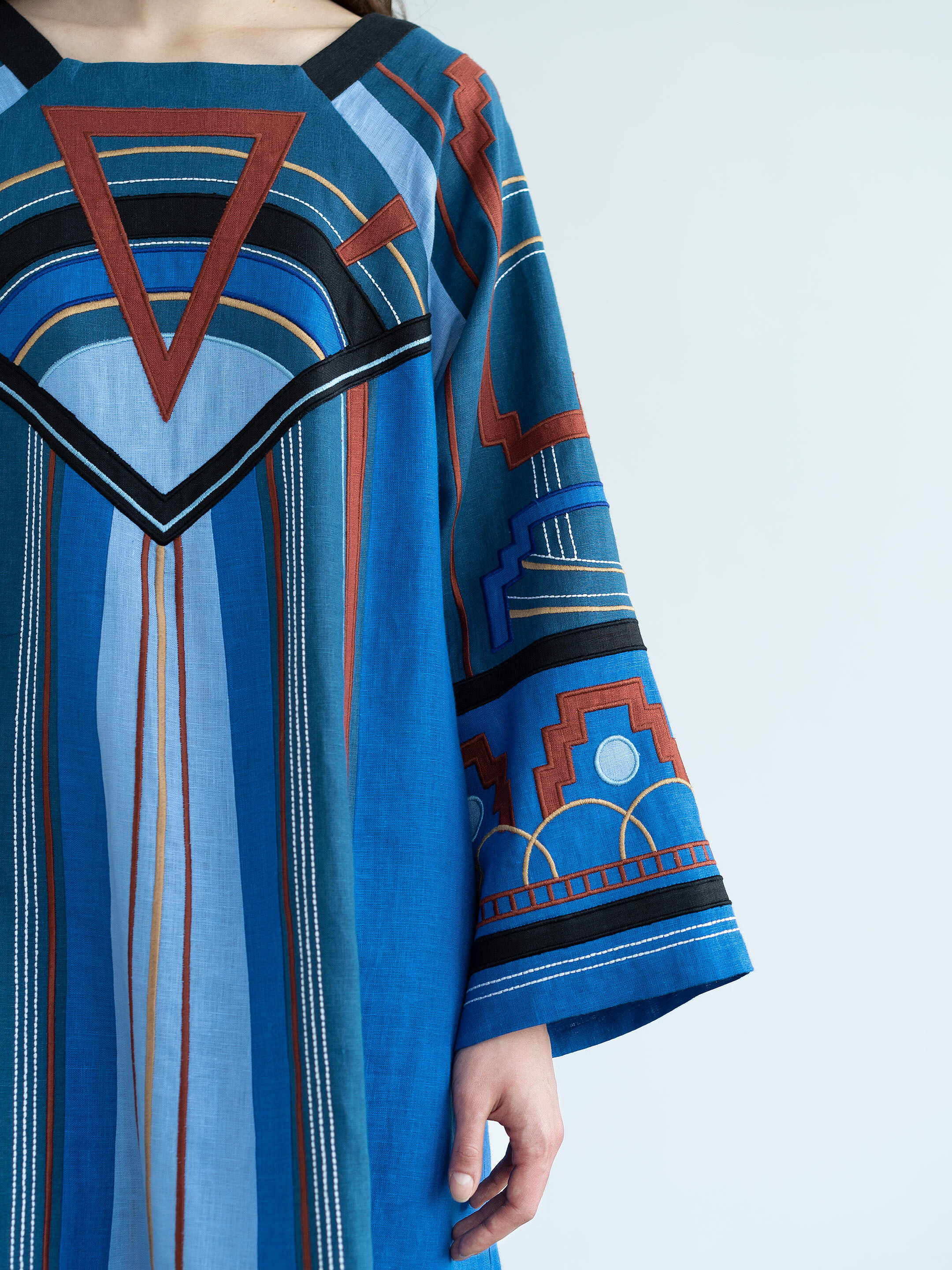 Linen dress with applique and embroidery Ekster ціна