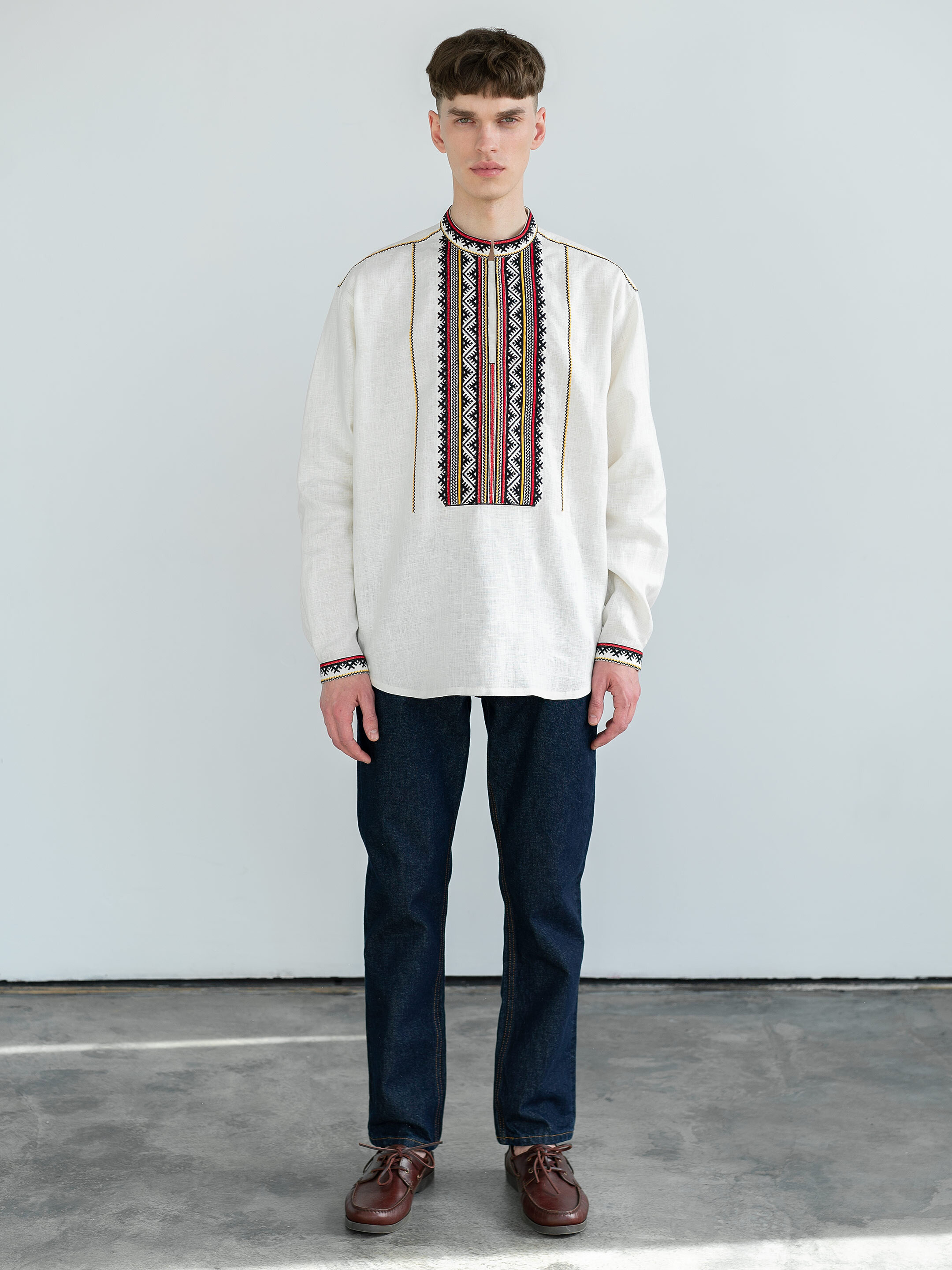 Men`s embroidered shirt Karpatska Buy