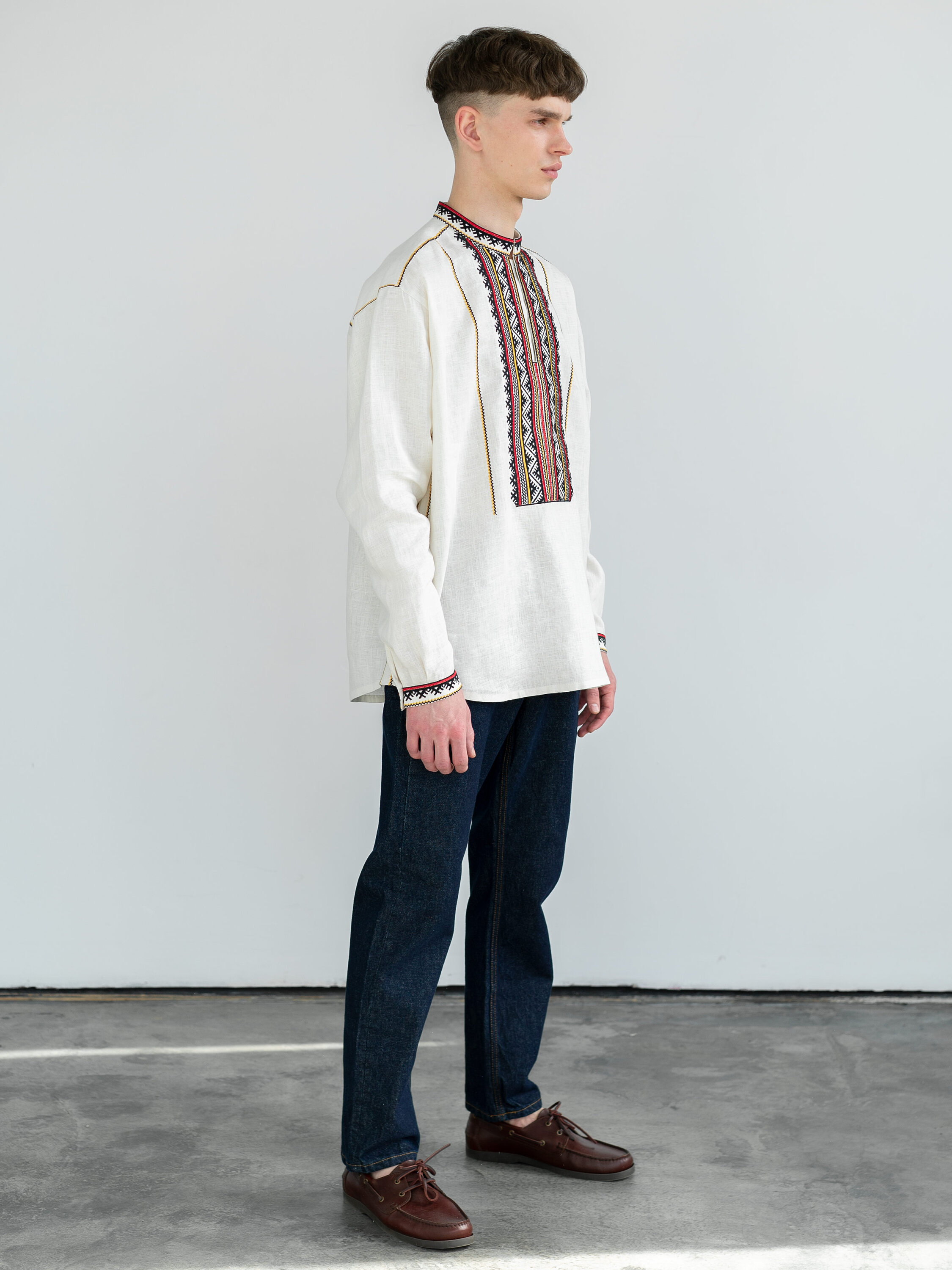 Men`s embroidered shirt Karpatska photo