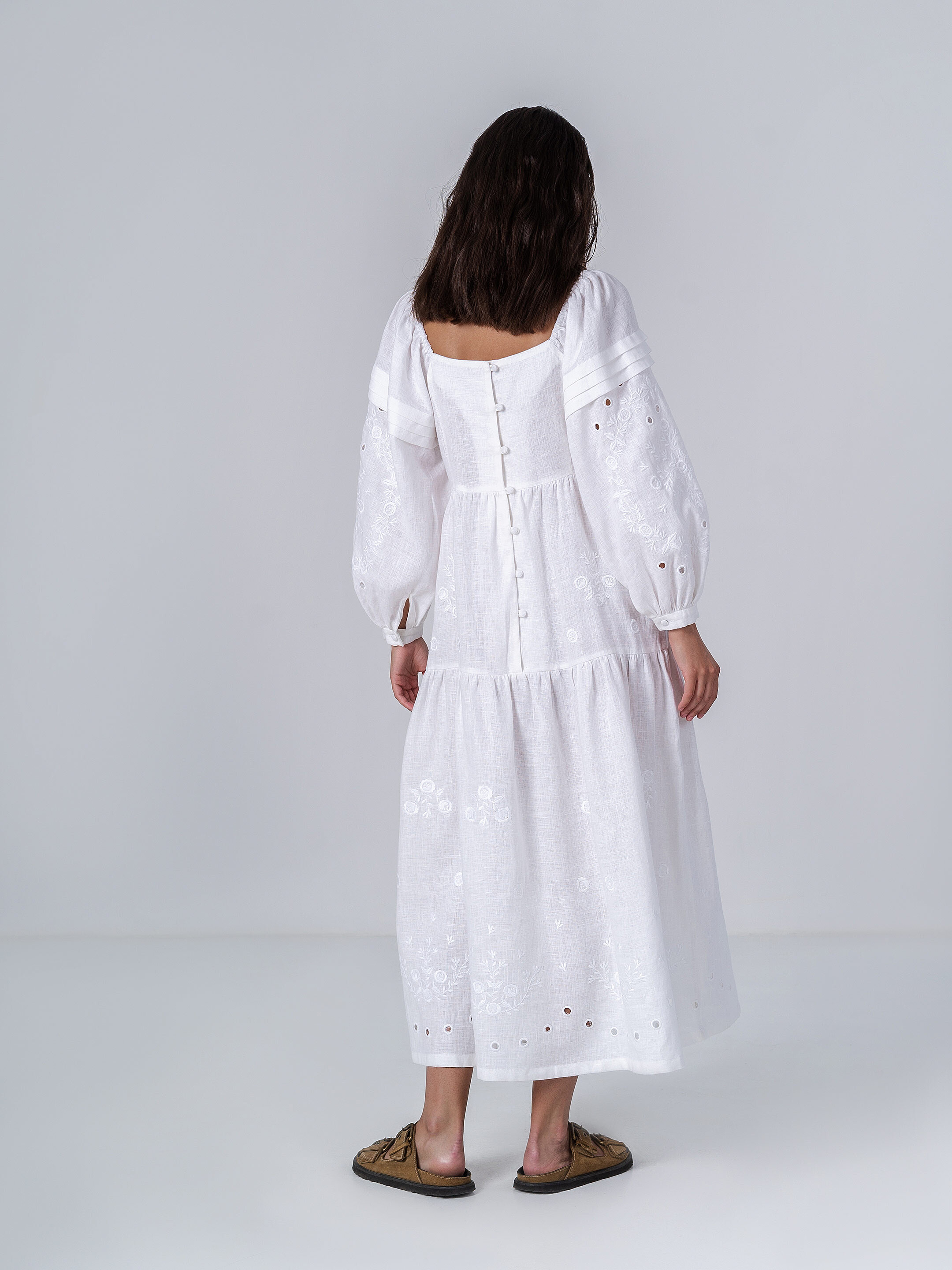 White linen embroidered dress Myt photo