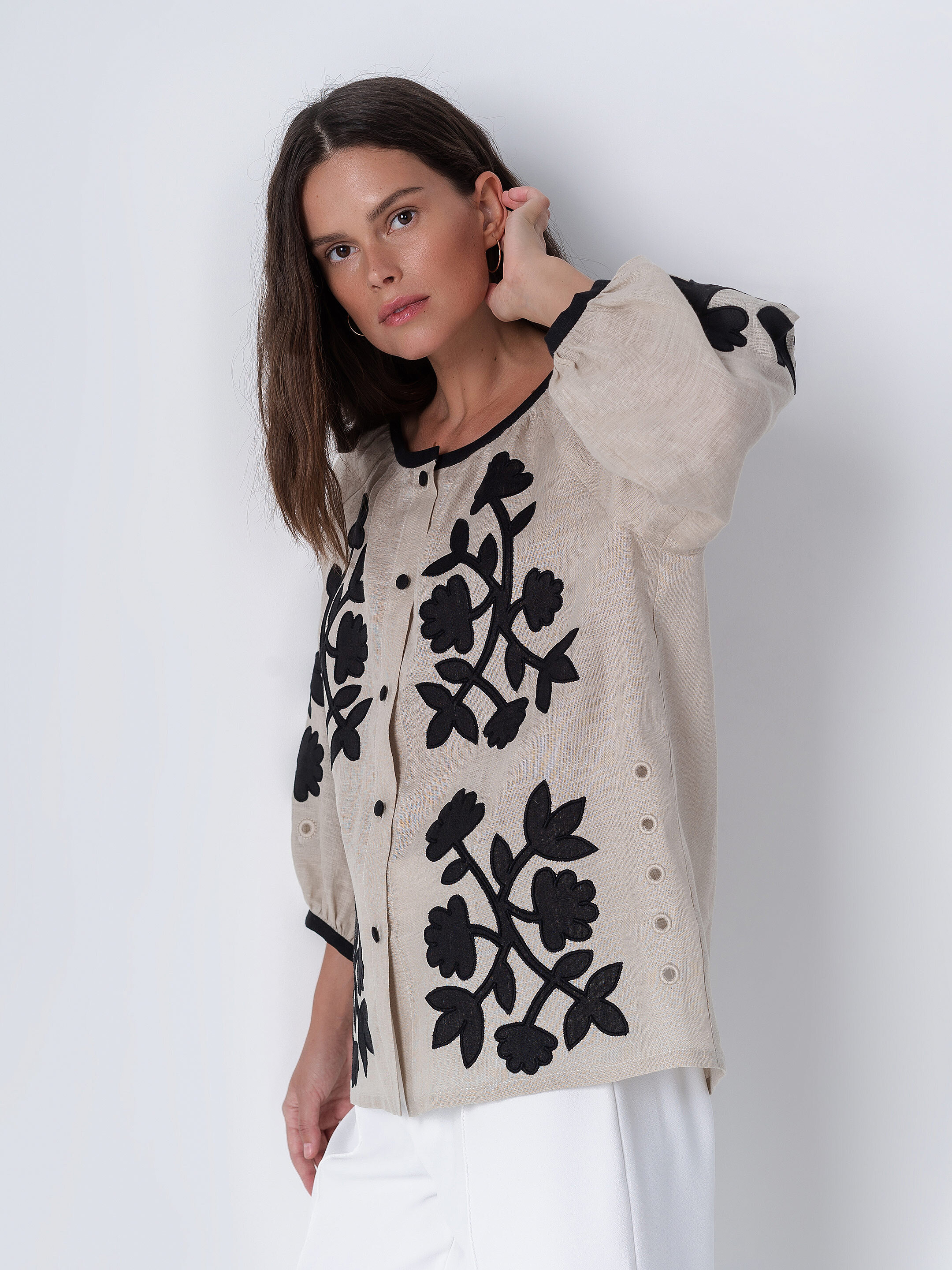 Linen blouse with applique Zagadka Black ціна