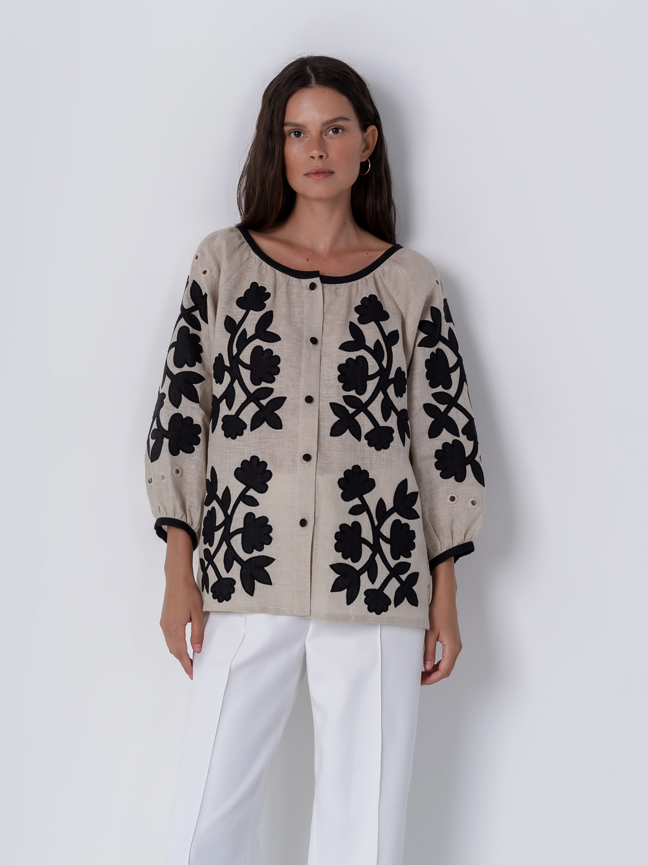 Linen blouse with applique Zagadka Black - photo 1