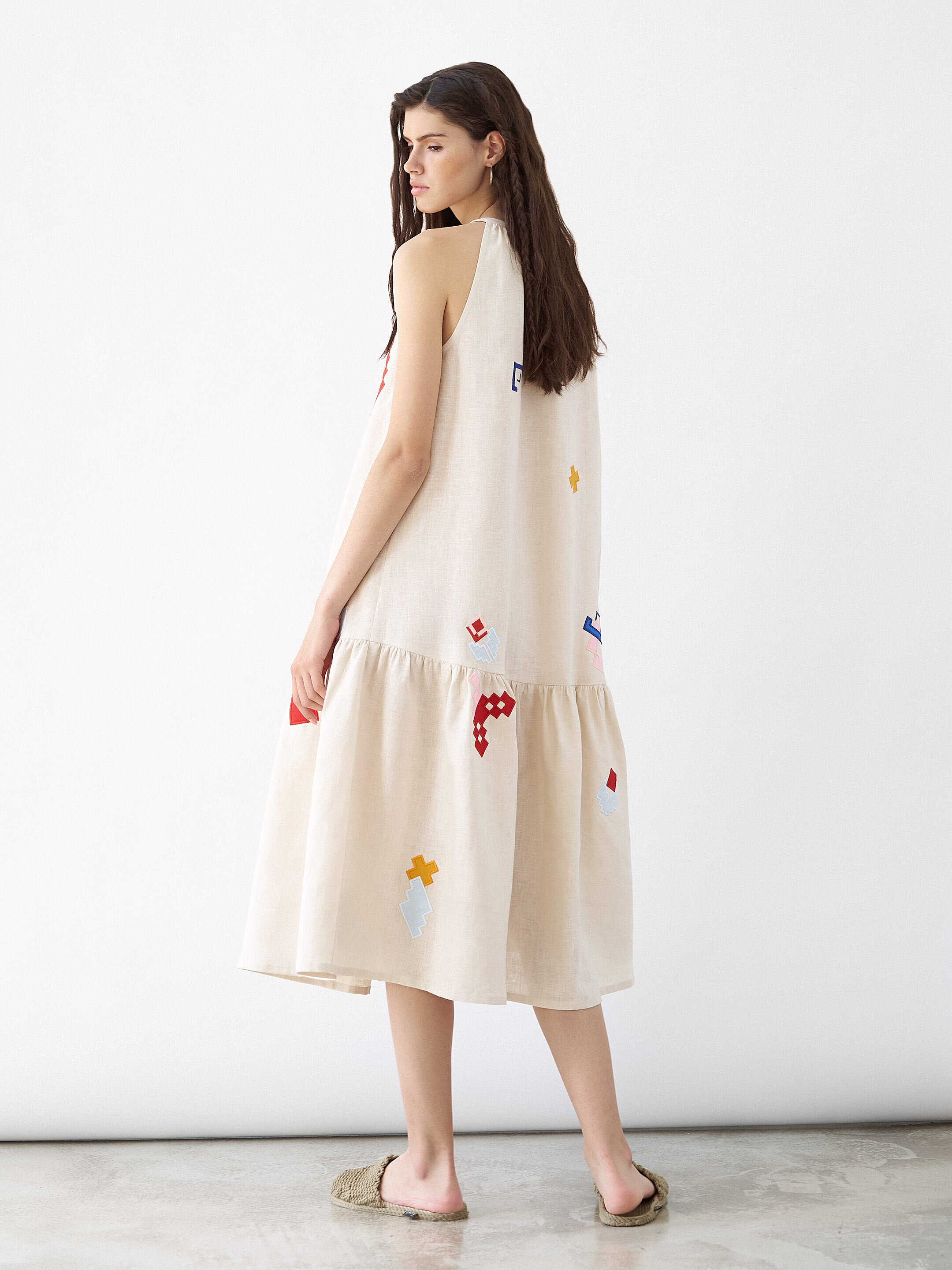 Linen sundress with applique Eva Summer photo