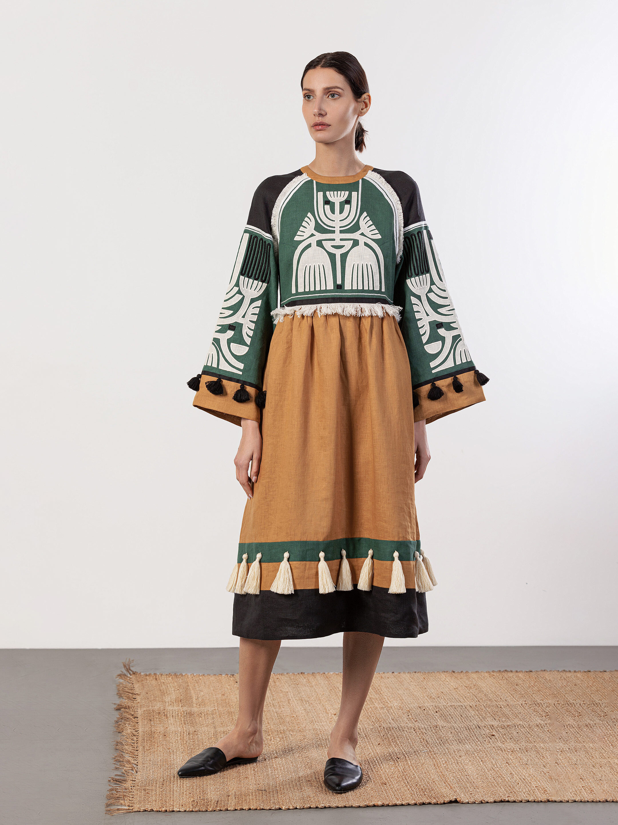 Linen dress with applique Icon Green in Ukraine