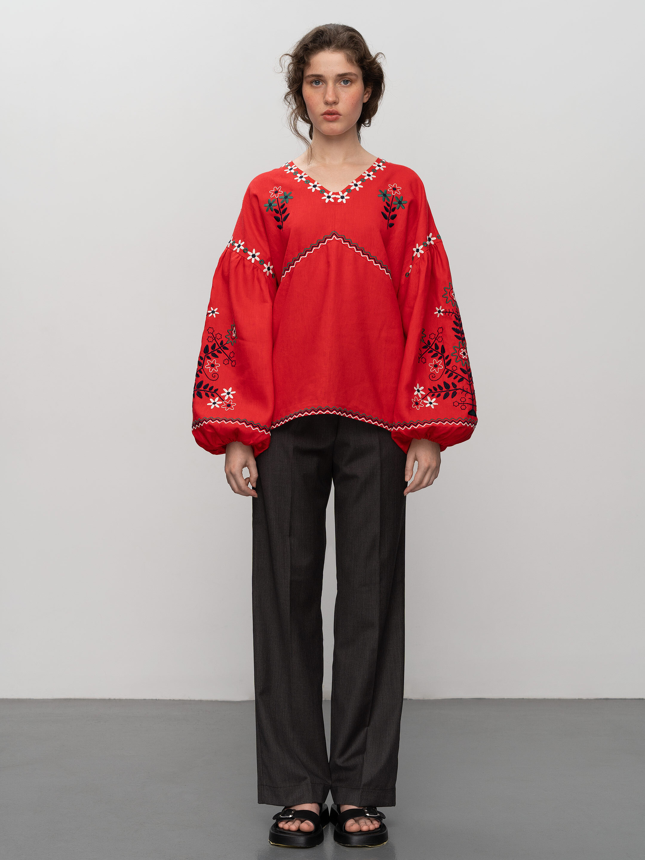 Women's embroidery shirt with floral Obriy Red photo