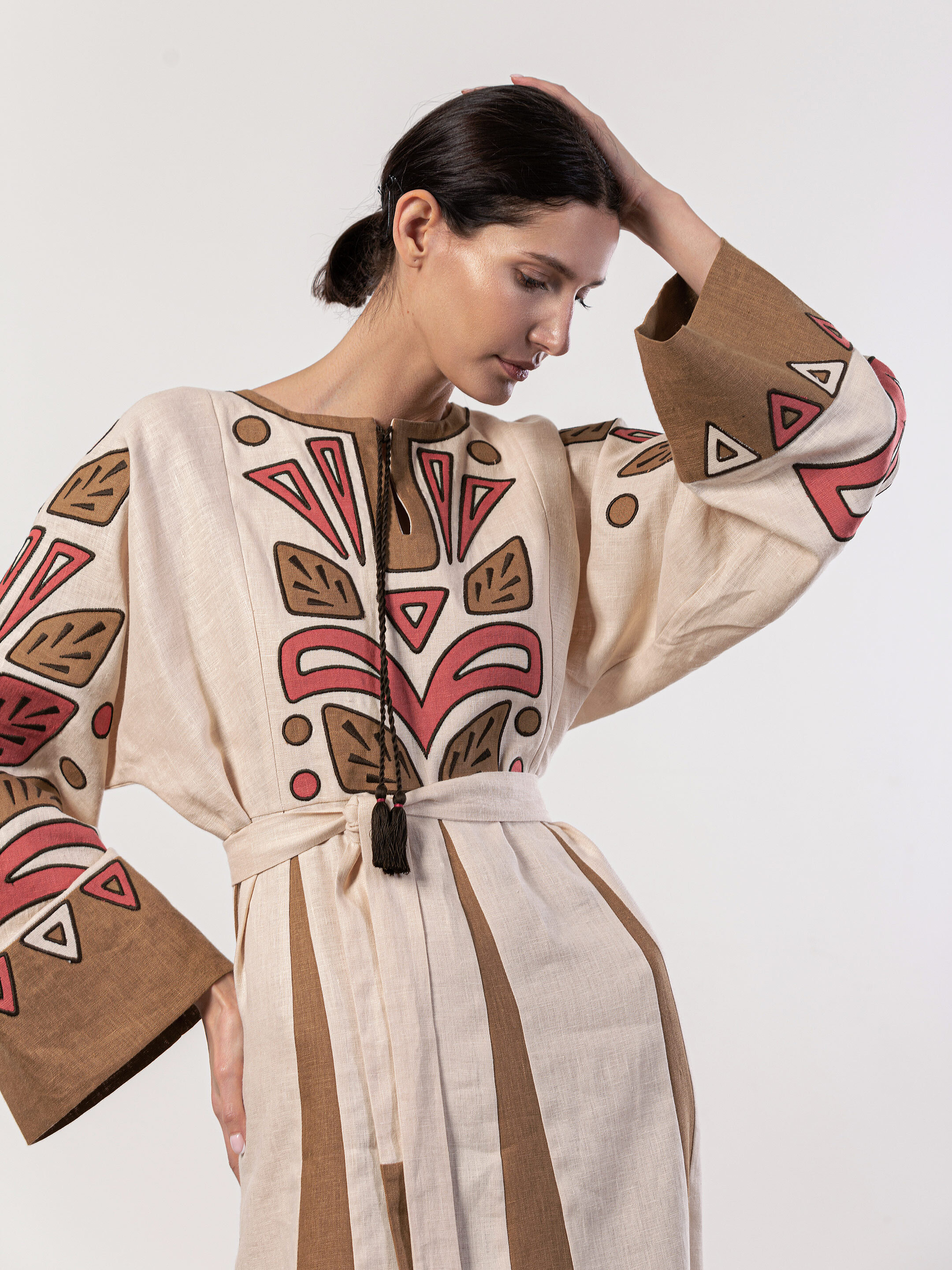 Free cut linen dress with applique Rio cheap