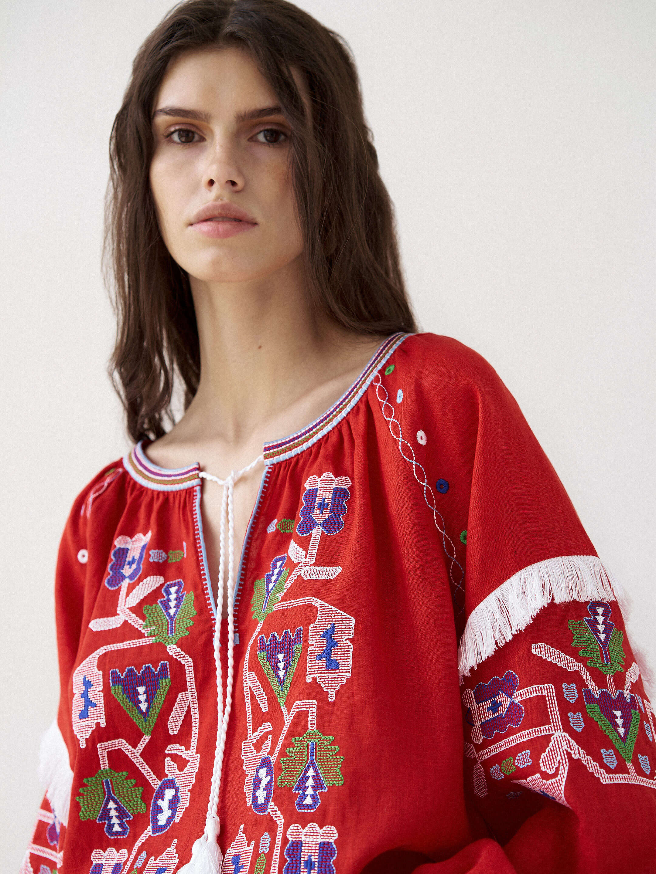 Linen shirt with floral embroidery Oksamyt Buy