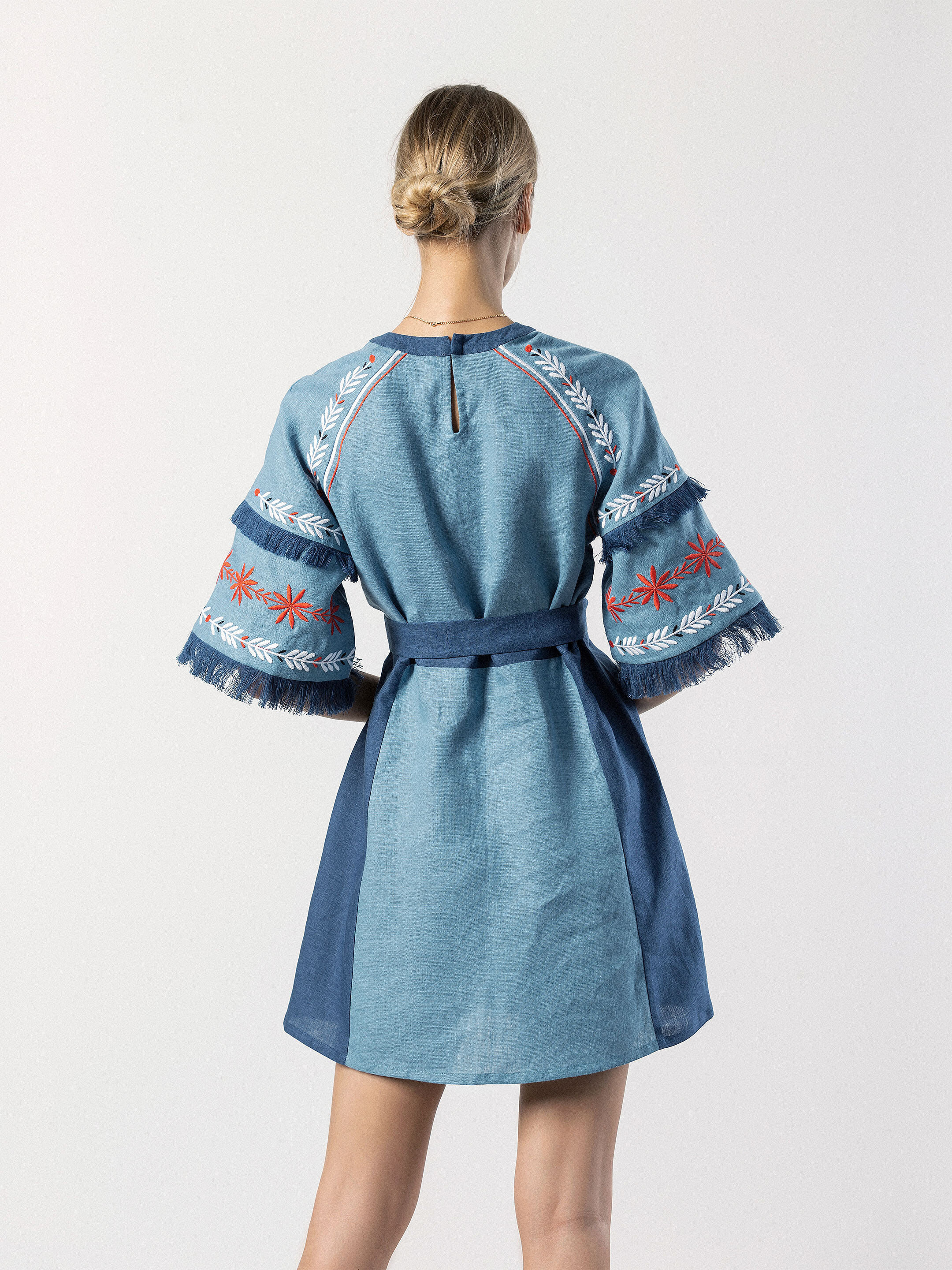 Short linen dress with embroidery Blue Bell ціна