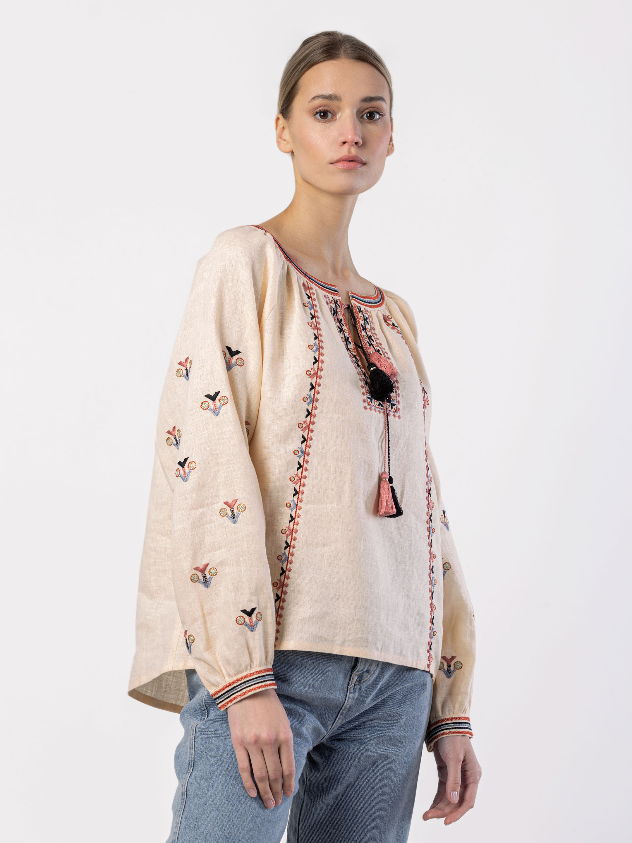 Embroidered shirt in beige linen with geometric embroidery Cream Soda