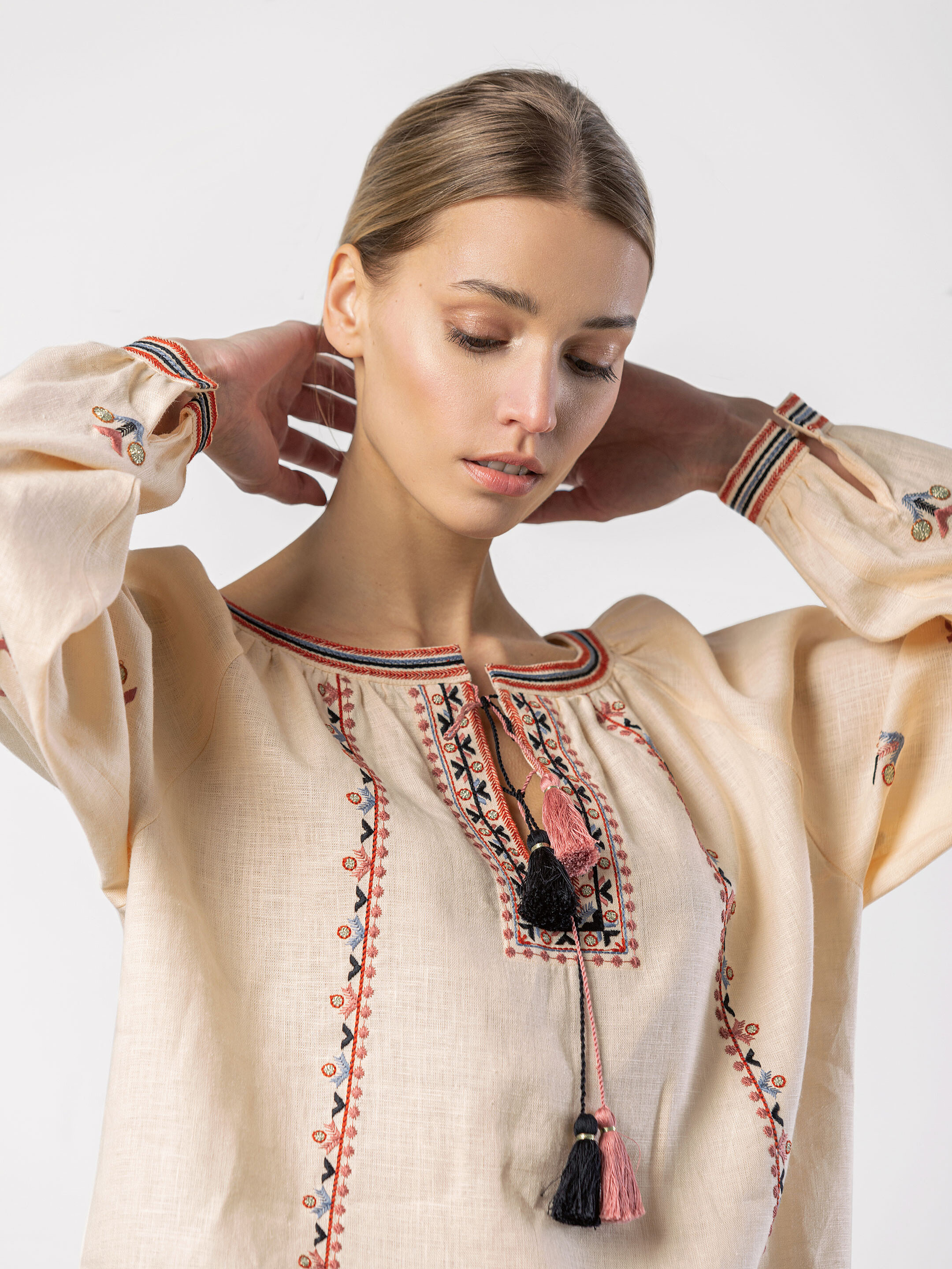 Embroidered shirt in beige linen with geometric embroidery Cream Soda cheap