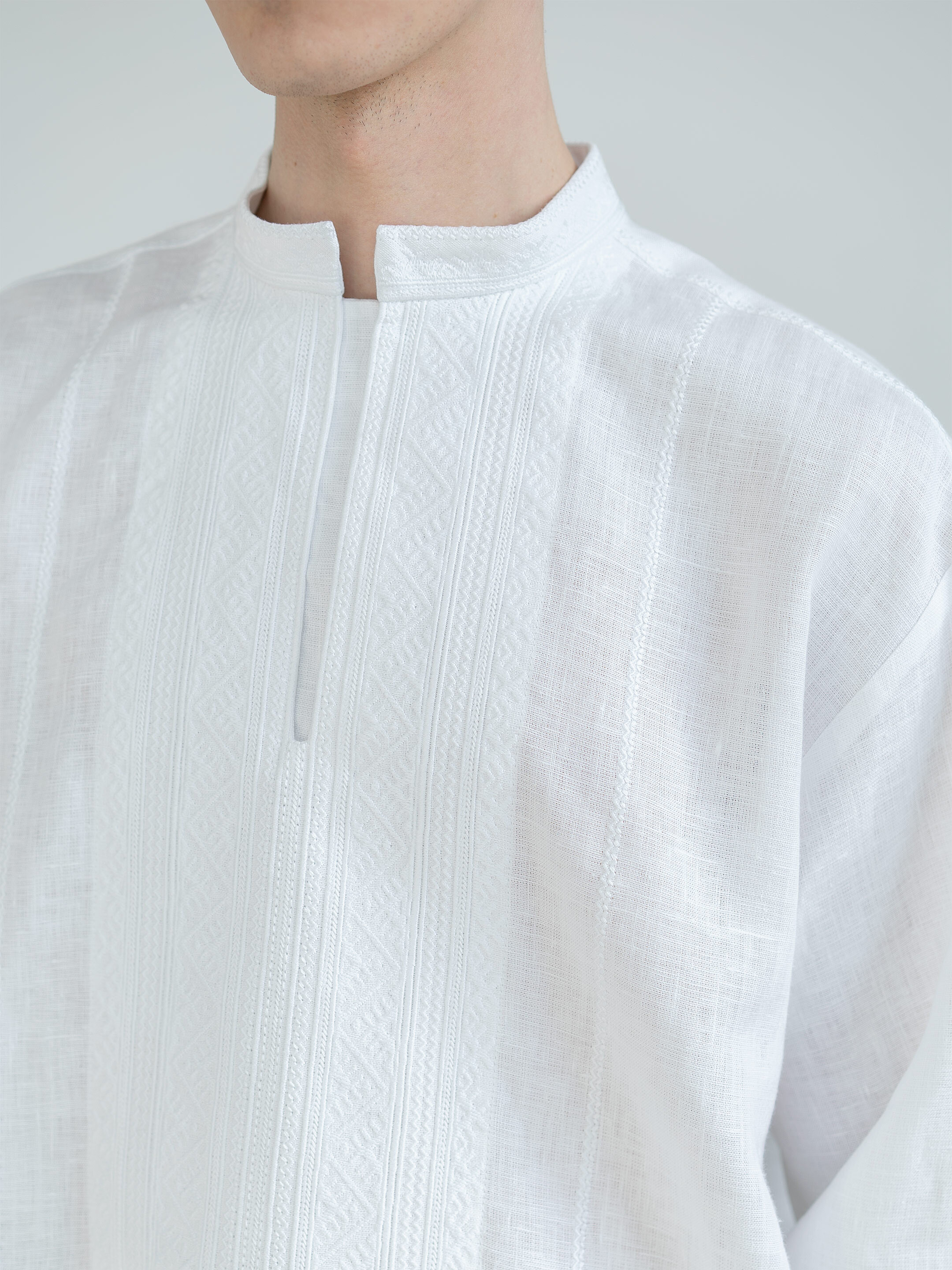 Embroidered shirt Poltavska fitting