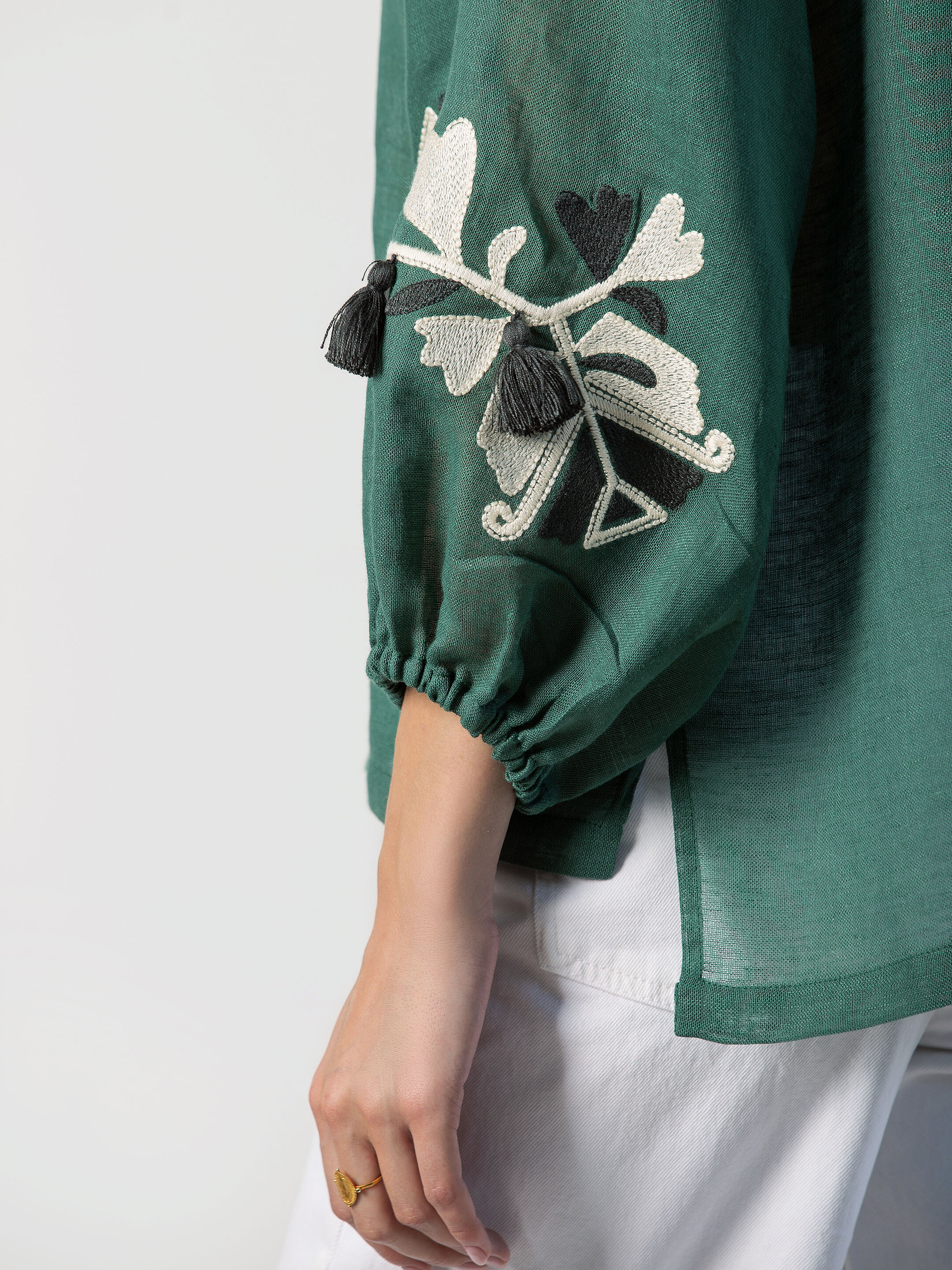 Linen embroidered blouse Green Daisy cheap