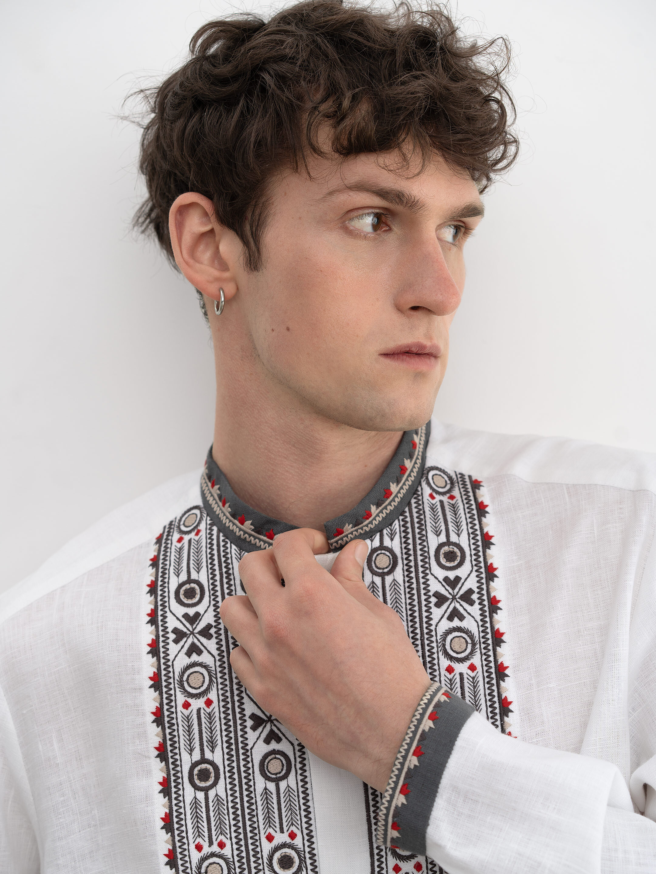 White shirt with geometric ornament and buttons KOLOS choose
