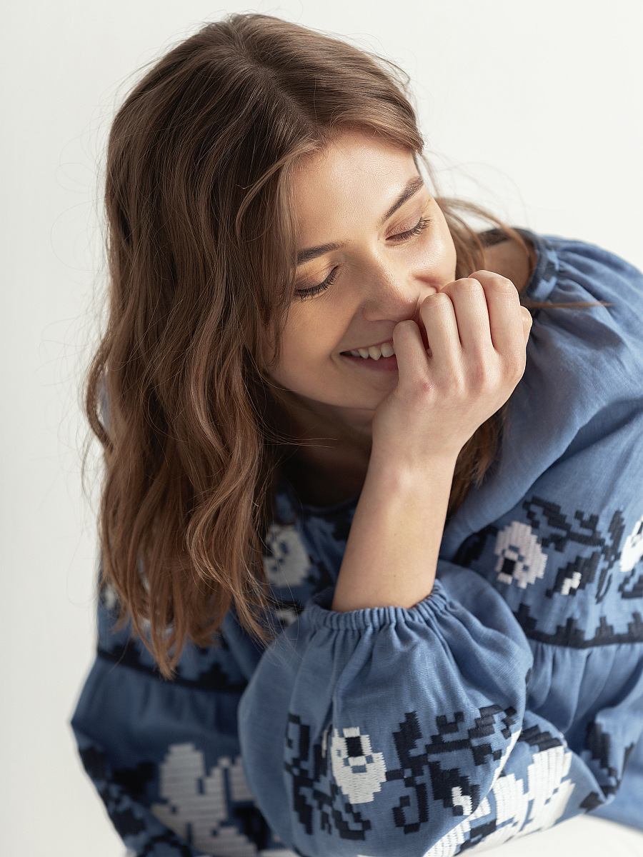 Embroidered shirt in blue linen FLOW 2 [0]