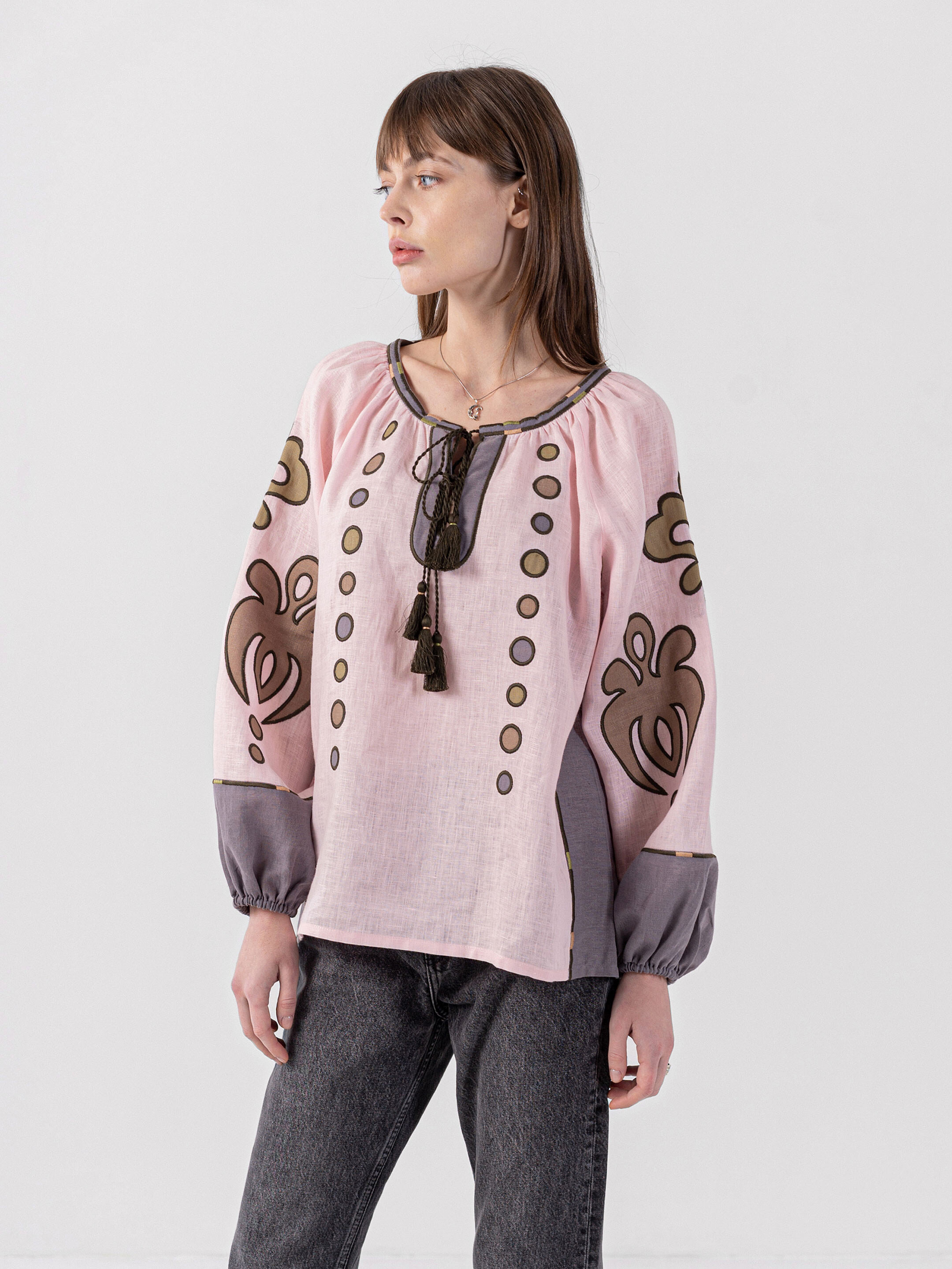 Pale pink linen blouse with applique Meduza Buy