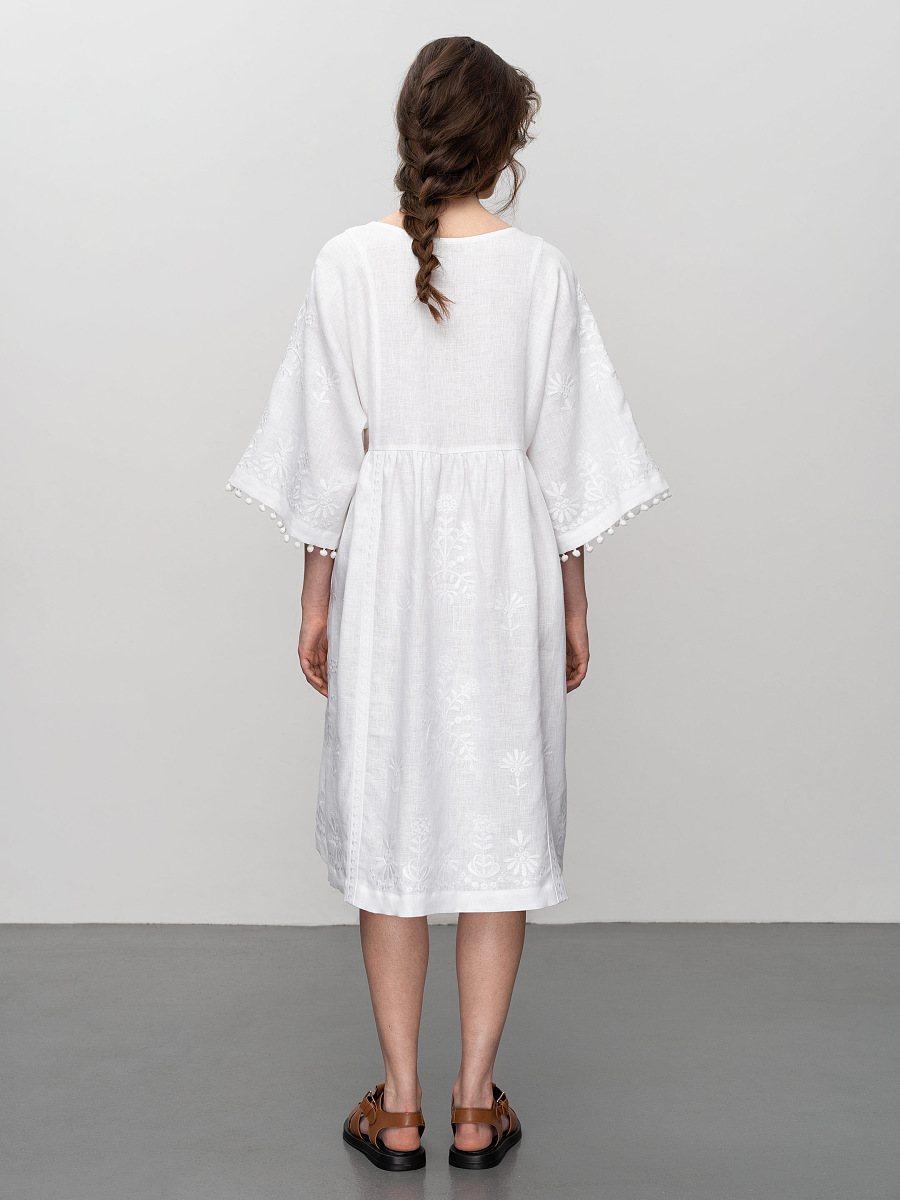 White easy linen dress with floral embroidery Virgin [0]
