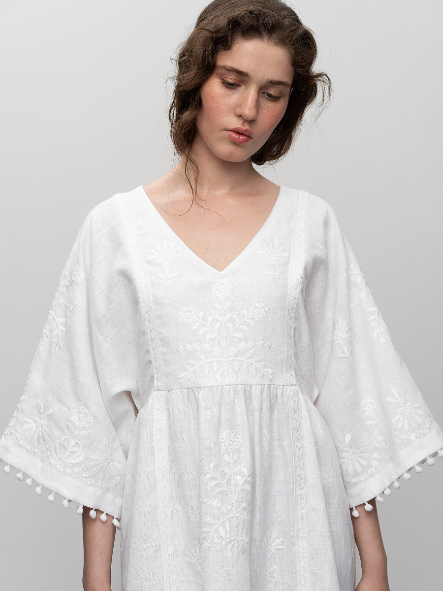 White easy linen dress with floral embroidery Virgin [0]