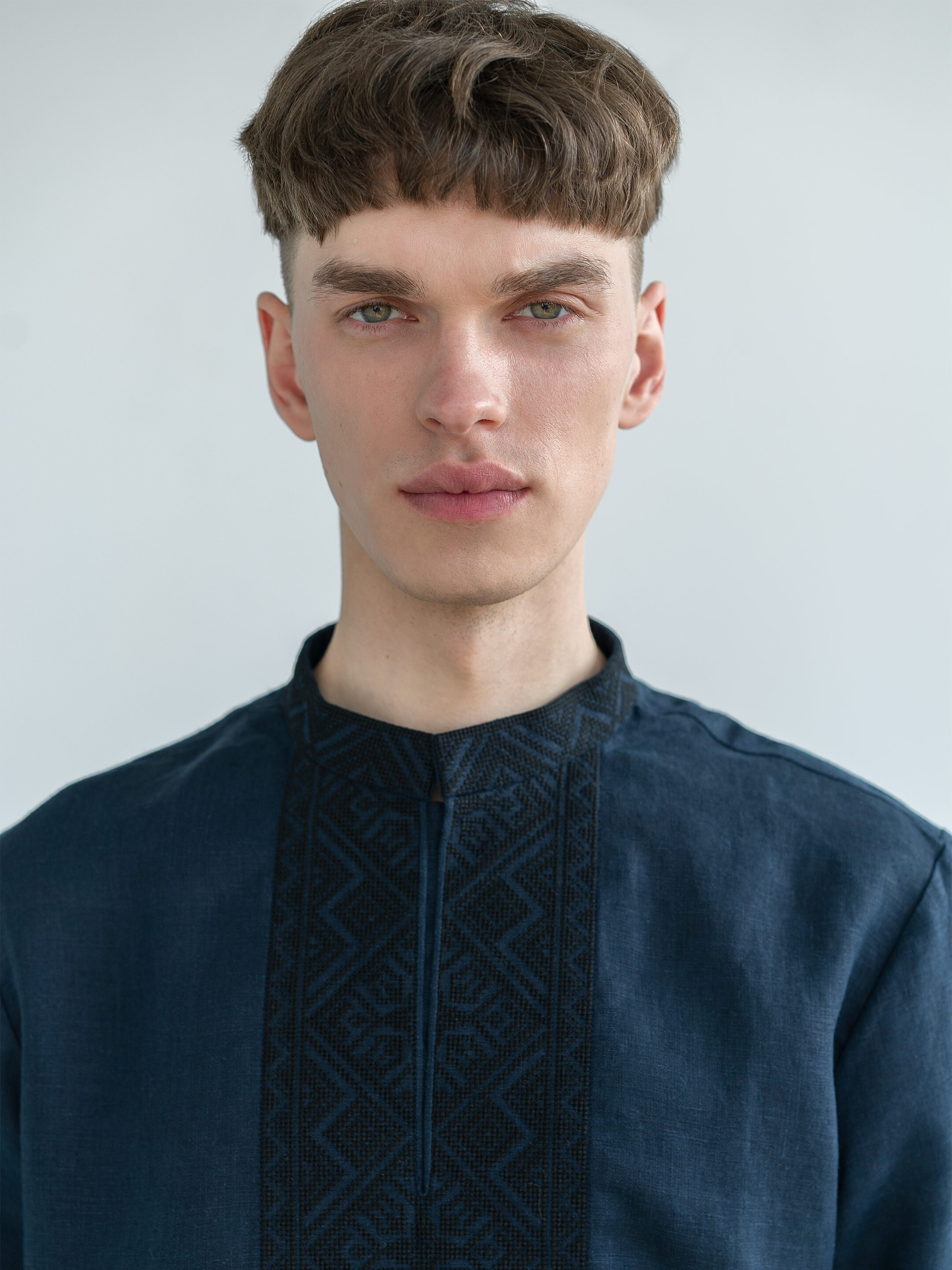 Dark-blue linen shirt with black embroidery ED4 buy