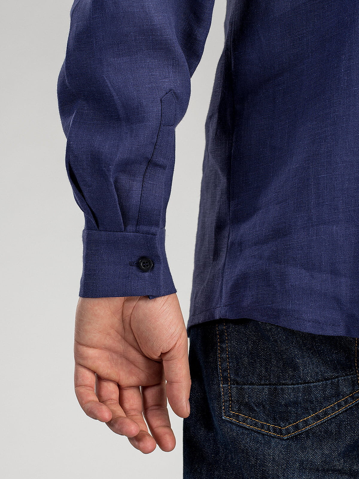 Men's embroidered shirt from blue linen on buttons ED6 ціна