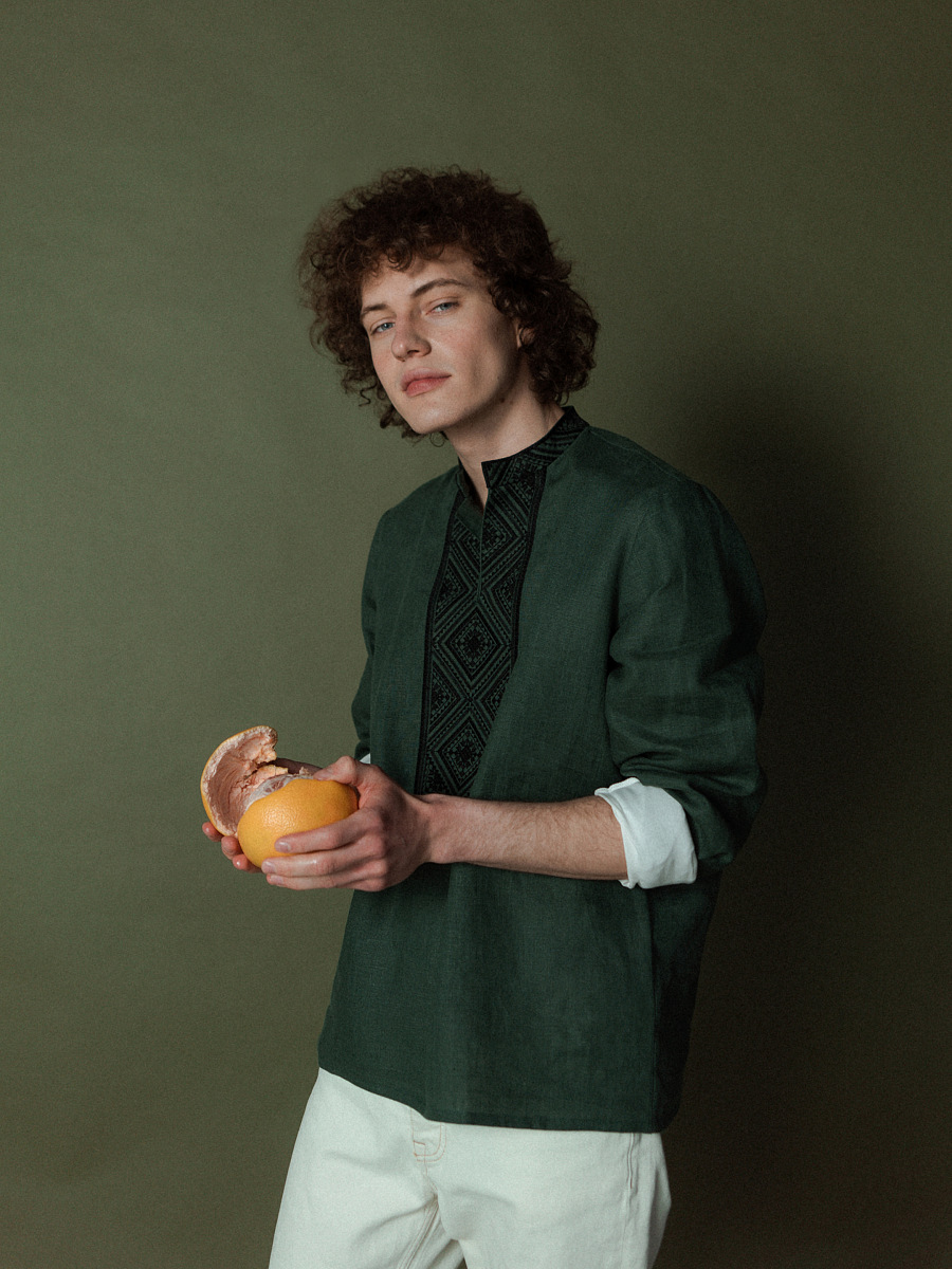 Men's shirt from green linen with embroidery Troyan [0]