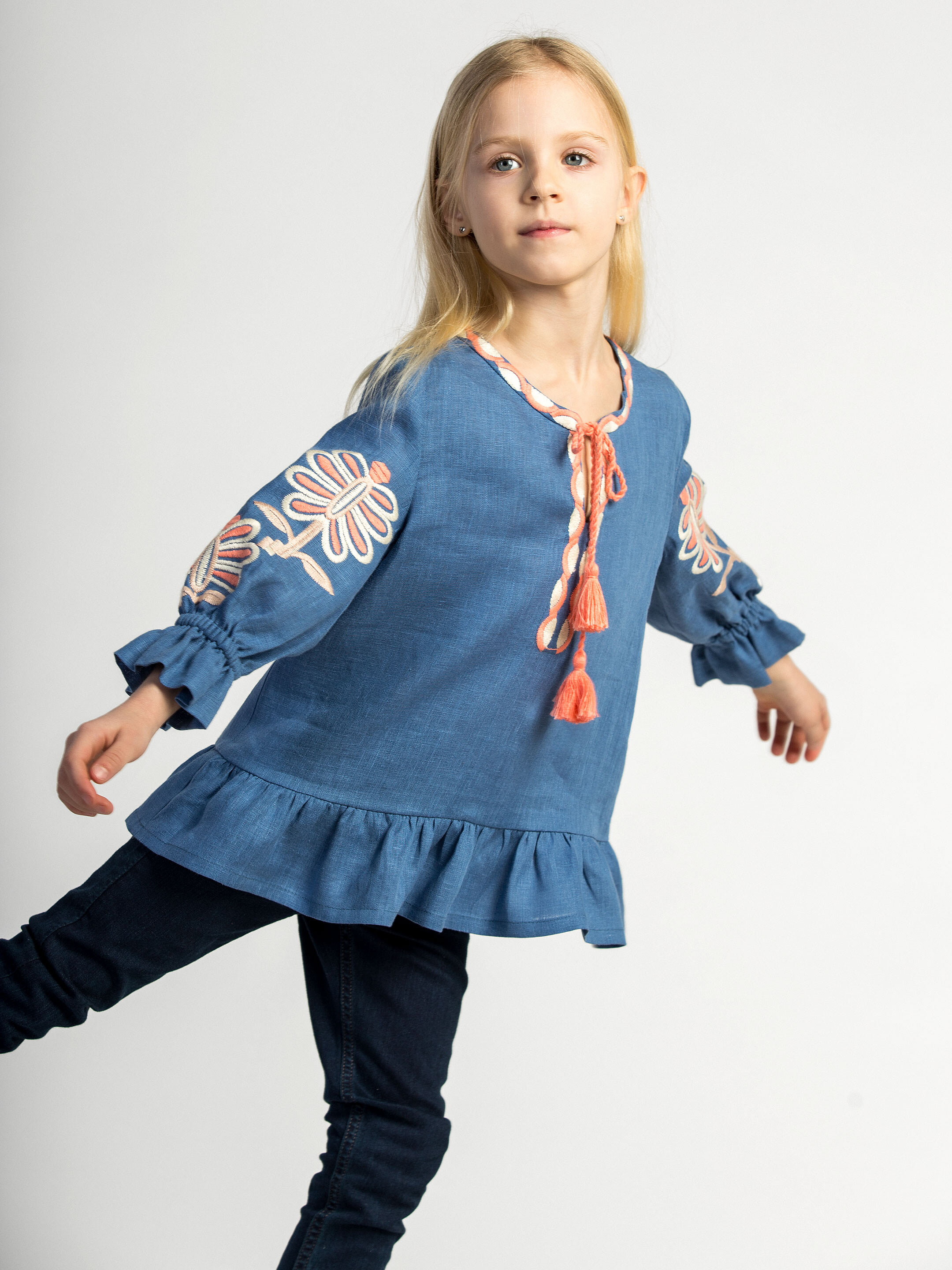 Embroidered shirt for girls Blue butterfly choose