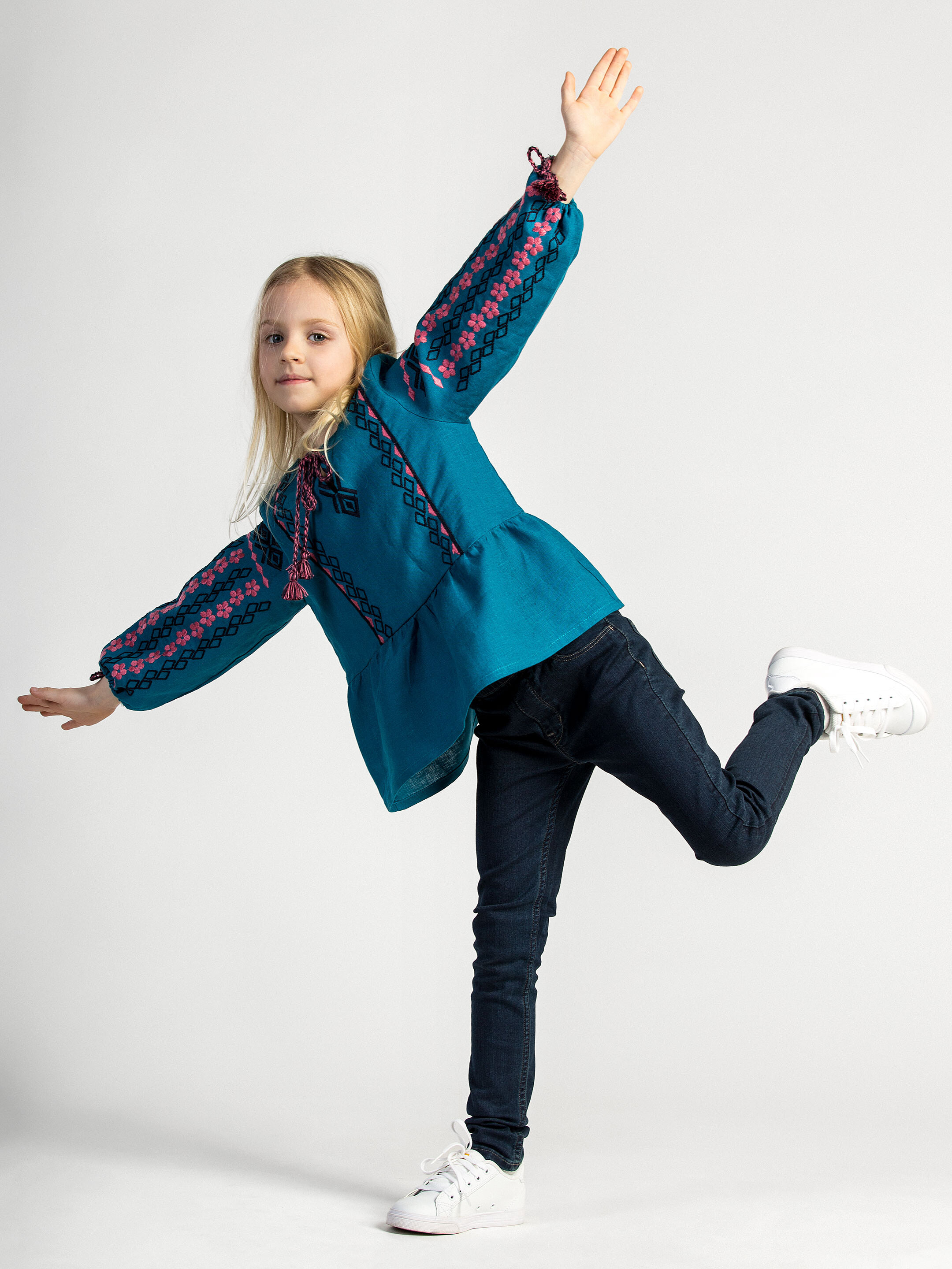 Embroidered shirt for girls Sakura cheap