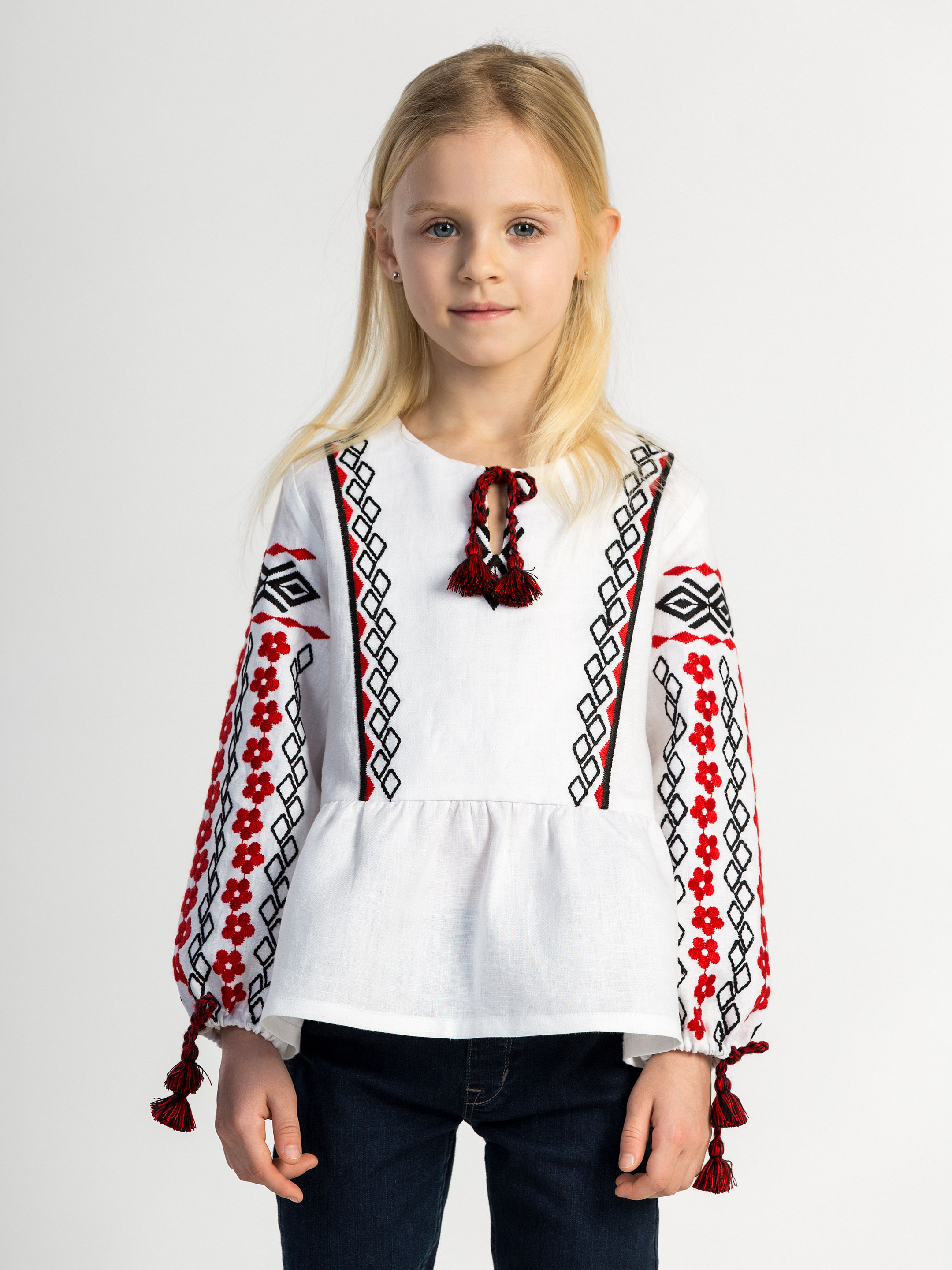 Embroidered shirt for girls White Sakura - photo 1