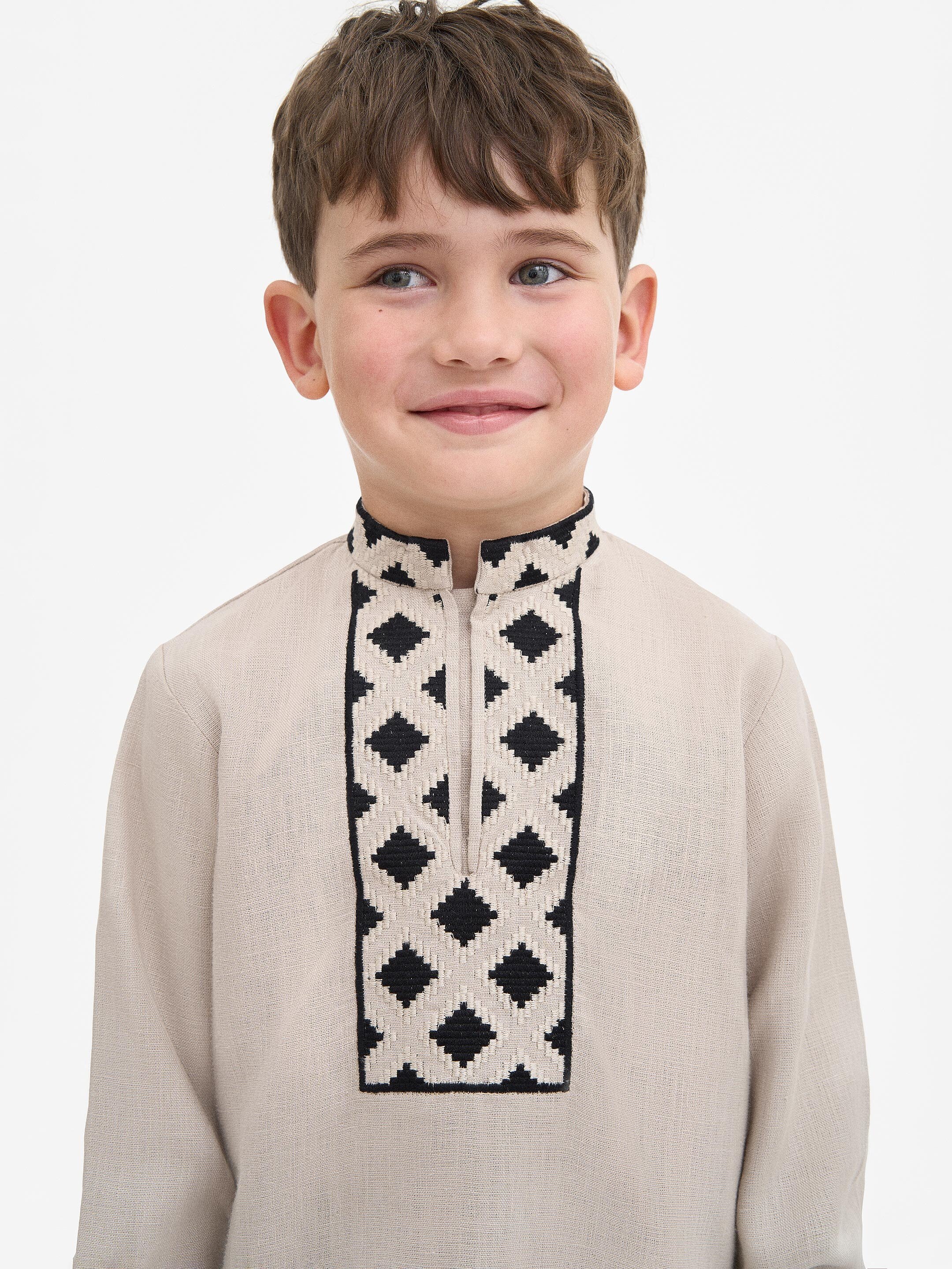 Boy`s embroidered shirt STAR beige photo