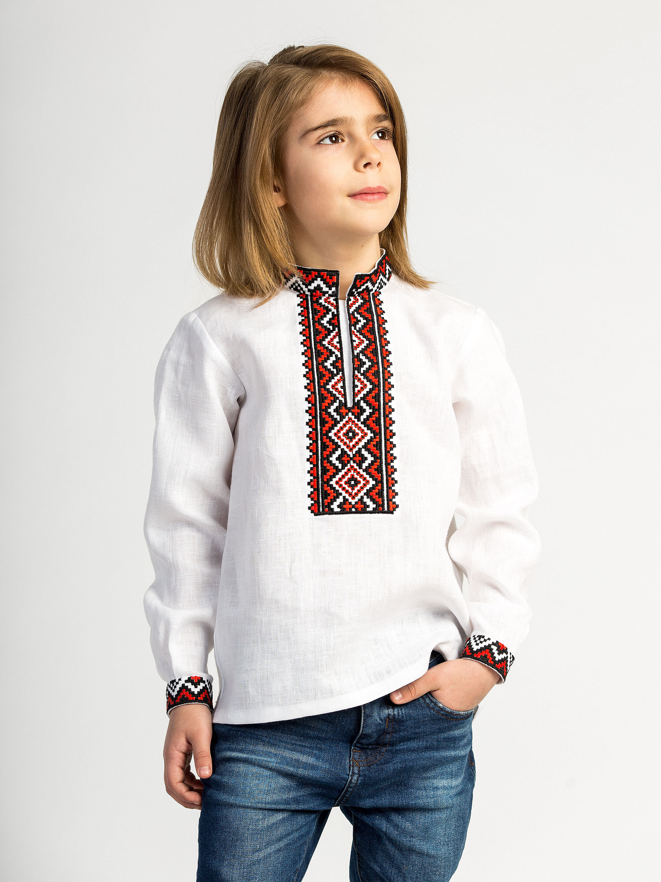 Boy`s embroidered shirt STAR red Buy