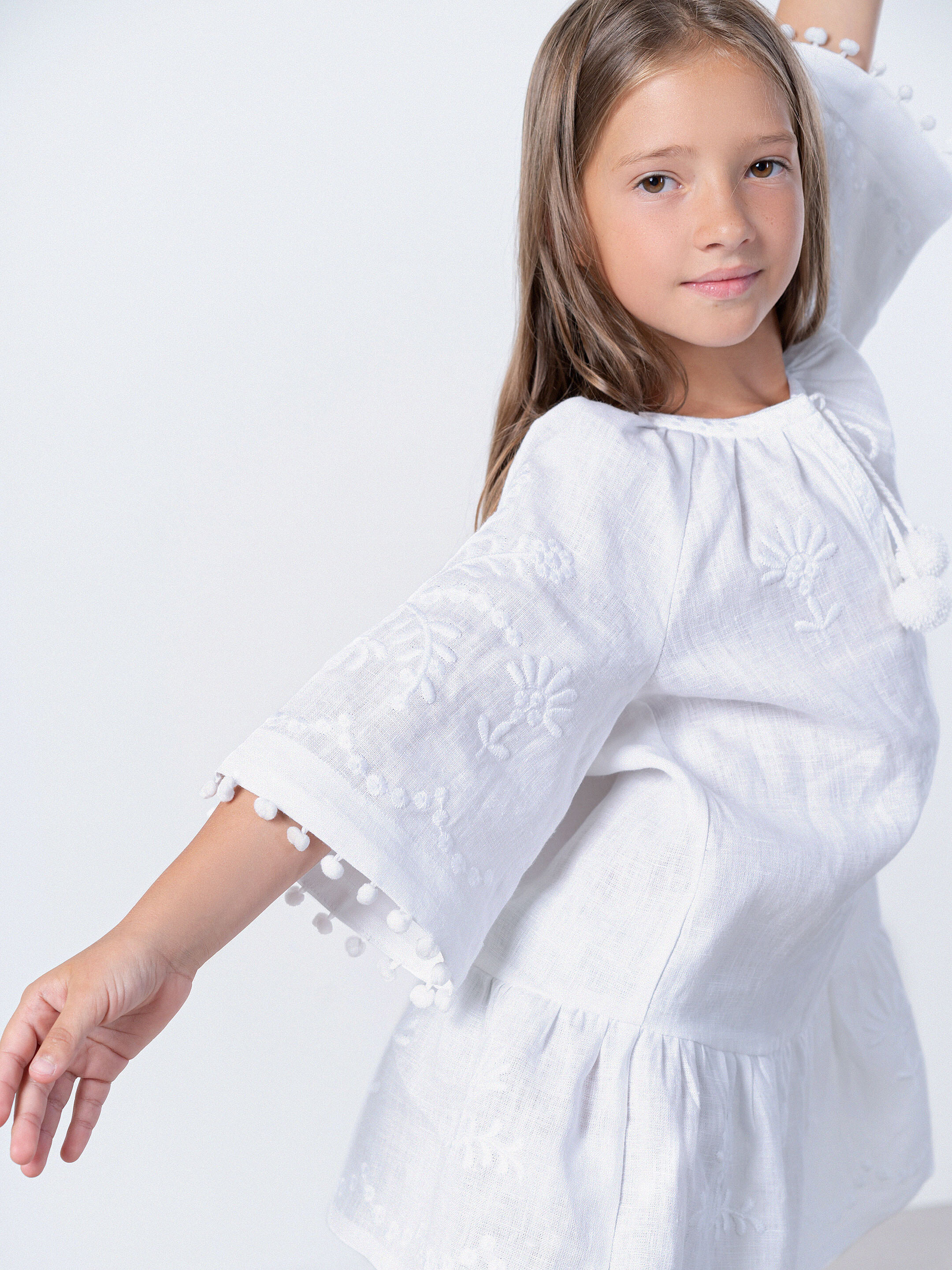 Embroidered linen white color dress Lavyna photo