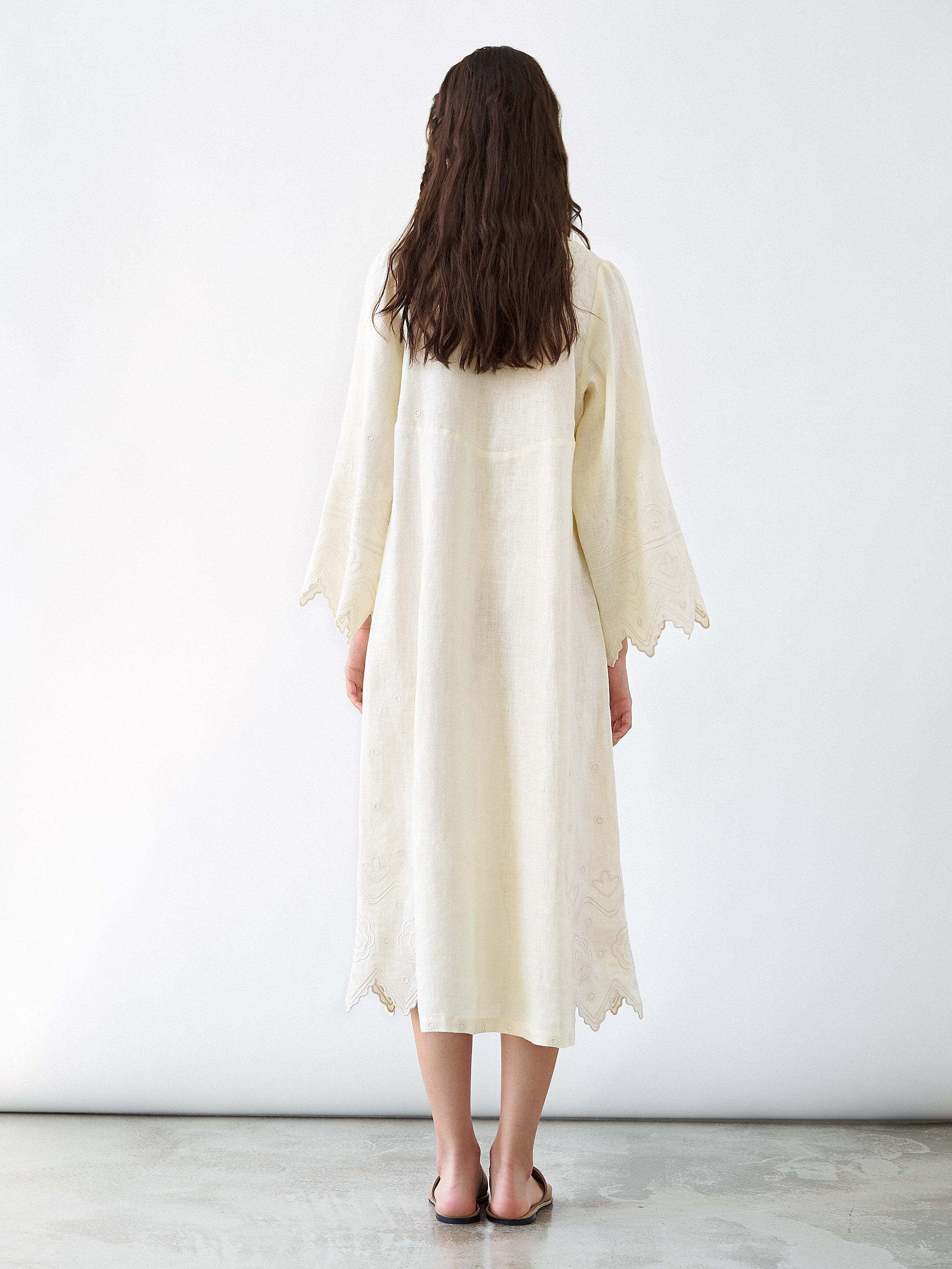 Beige linen dress with embroidery Nizhnist fitting