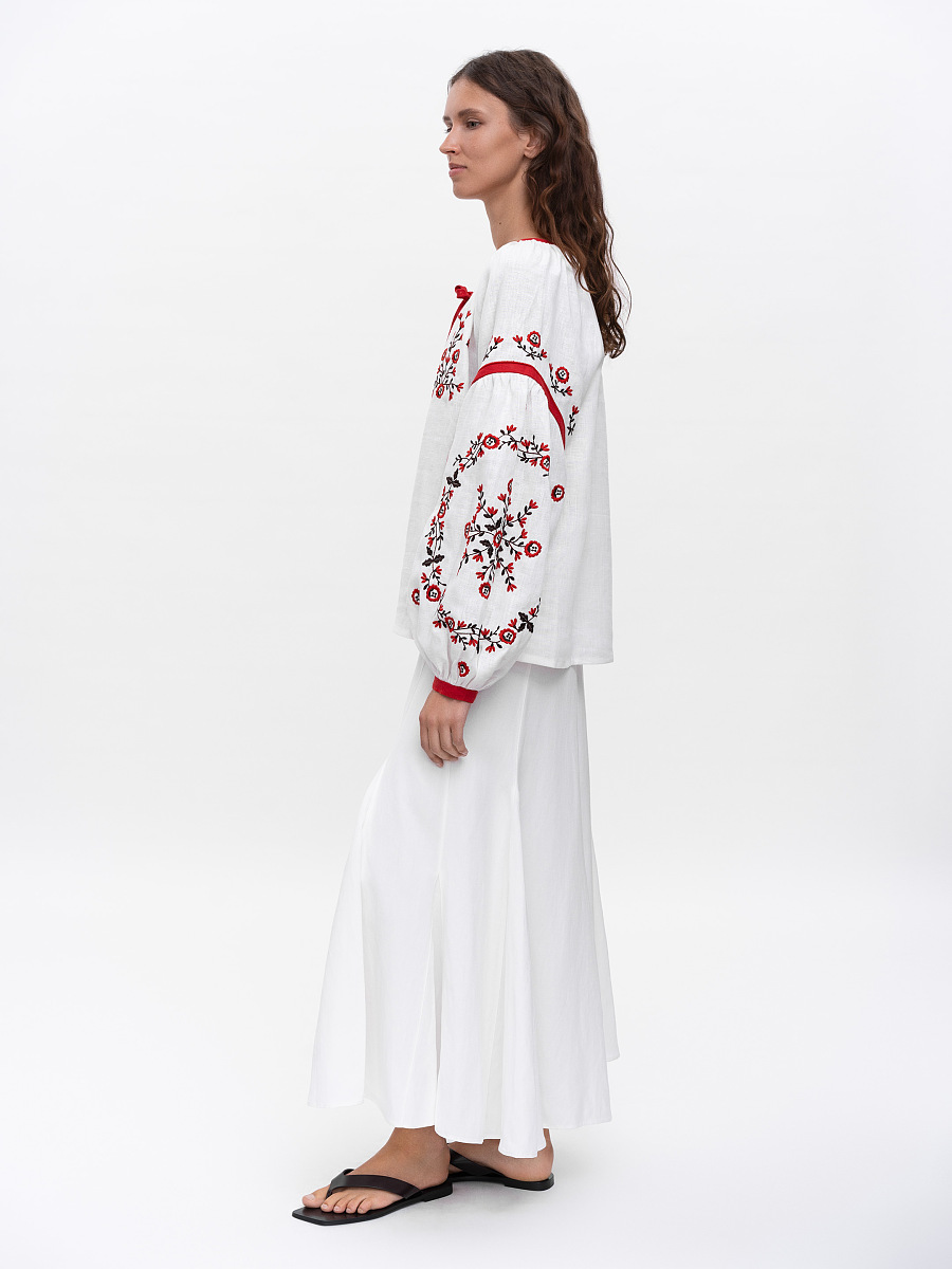 White embroidered shirt with free cut Svitanok [0]