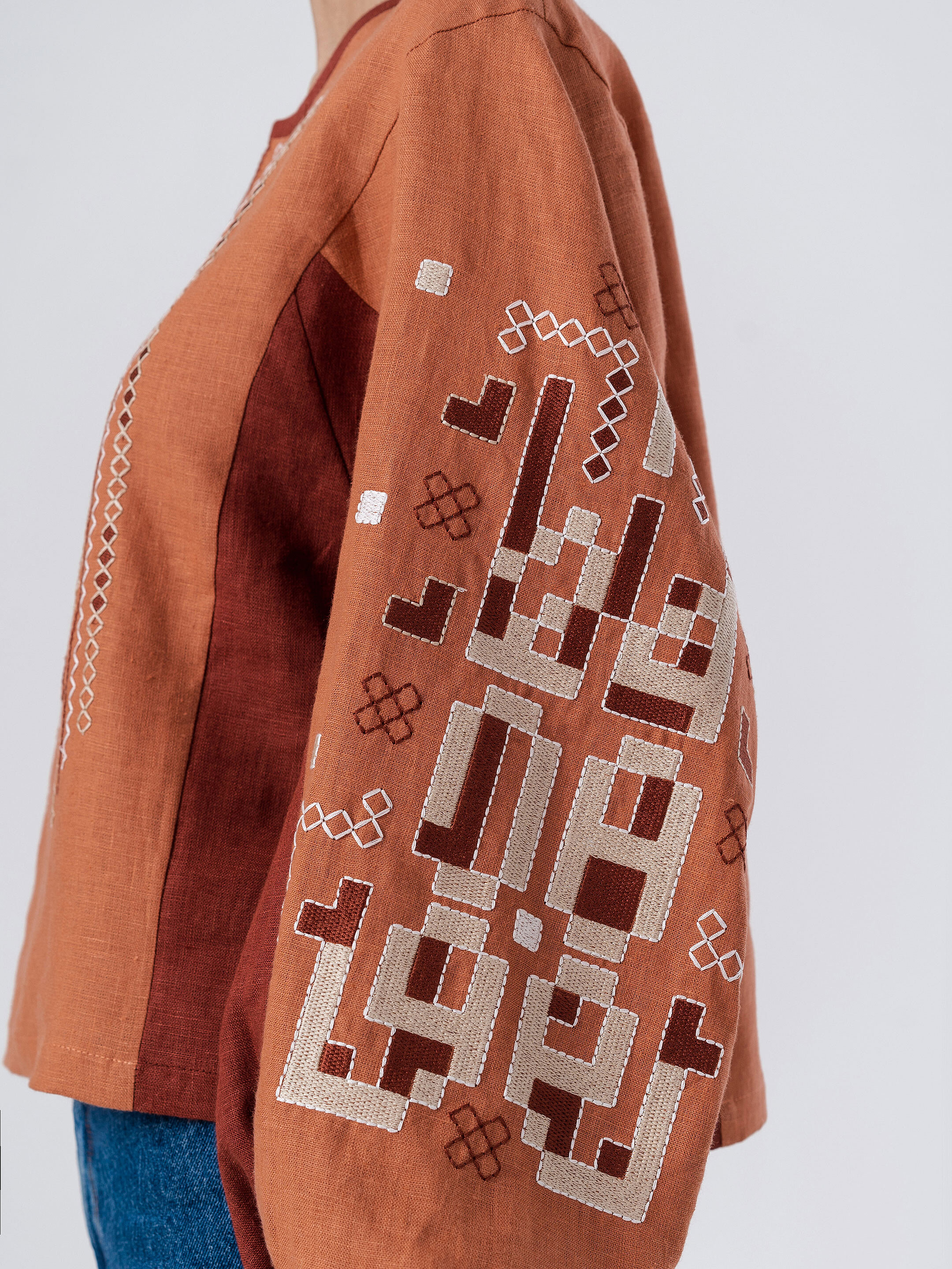 Linen embroidered shirt with geometric ornament Nezalezhni ціна