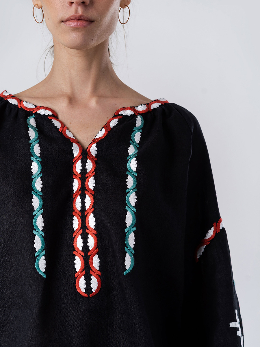 Embroidered shirt with black linen VARENYK [0]