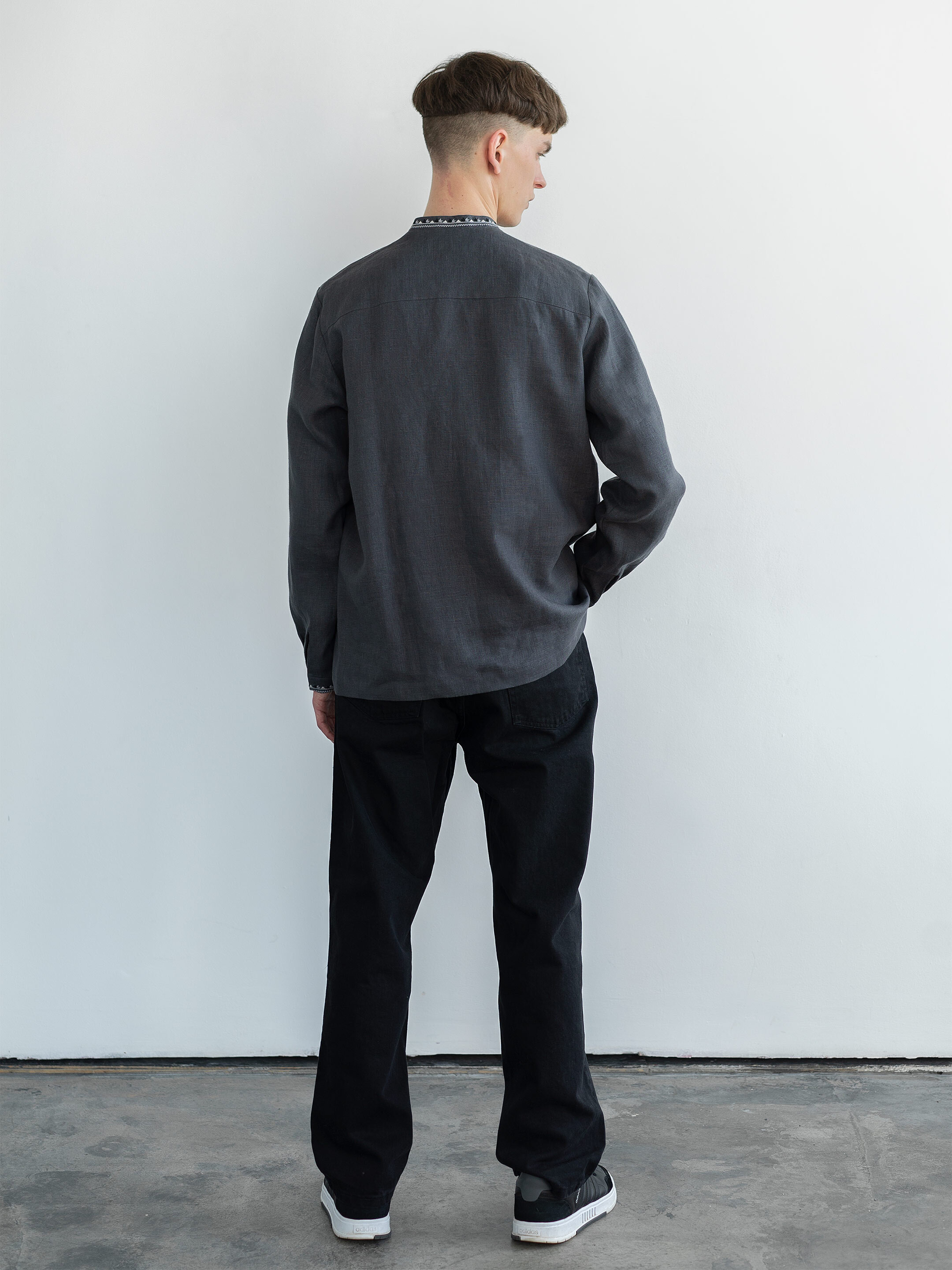 Grey shirt with geometric ornament and buttons KOLOS DARK choose