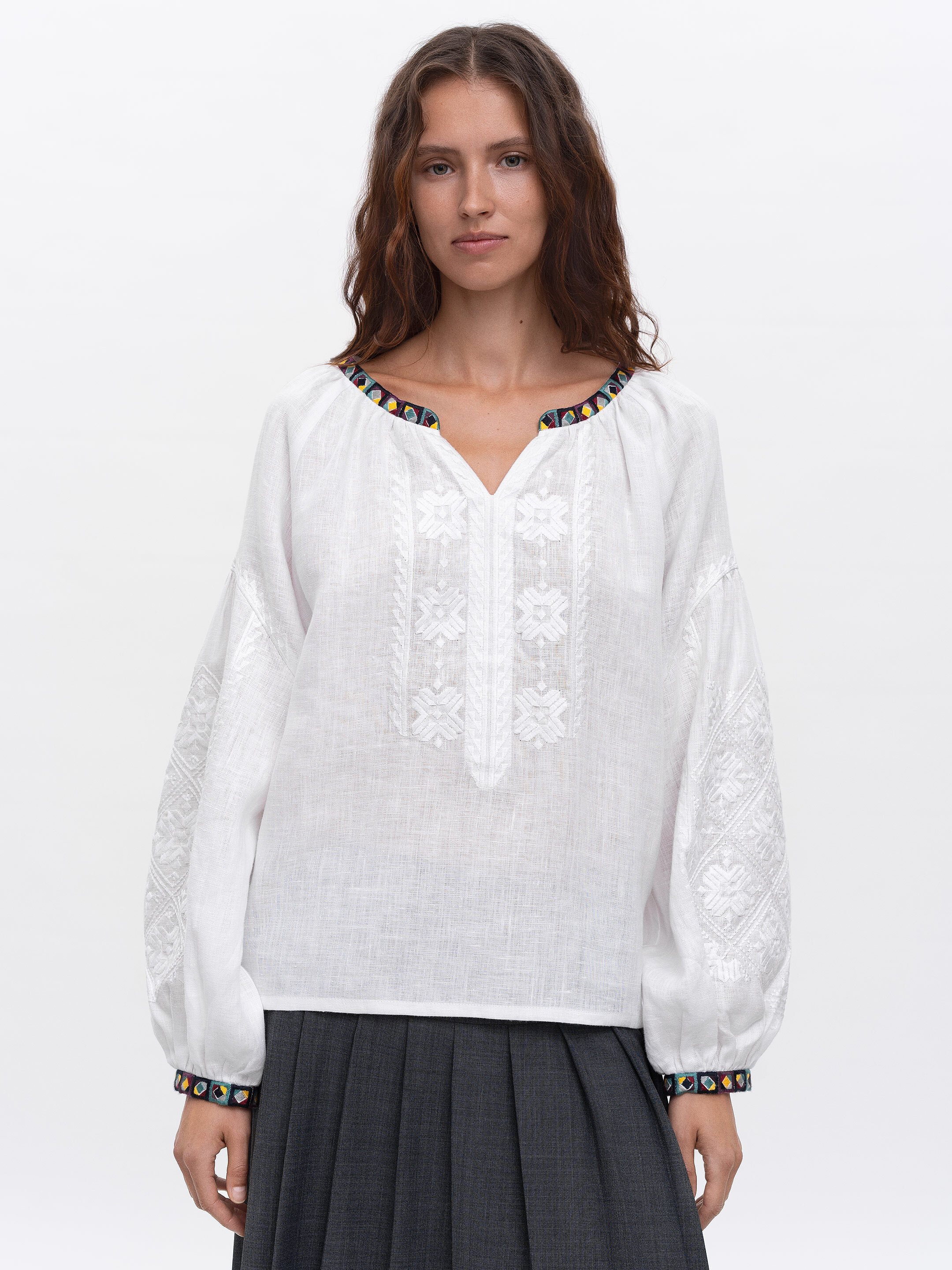 White embroidered shirt Siayvo Buy