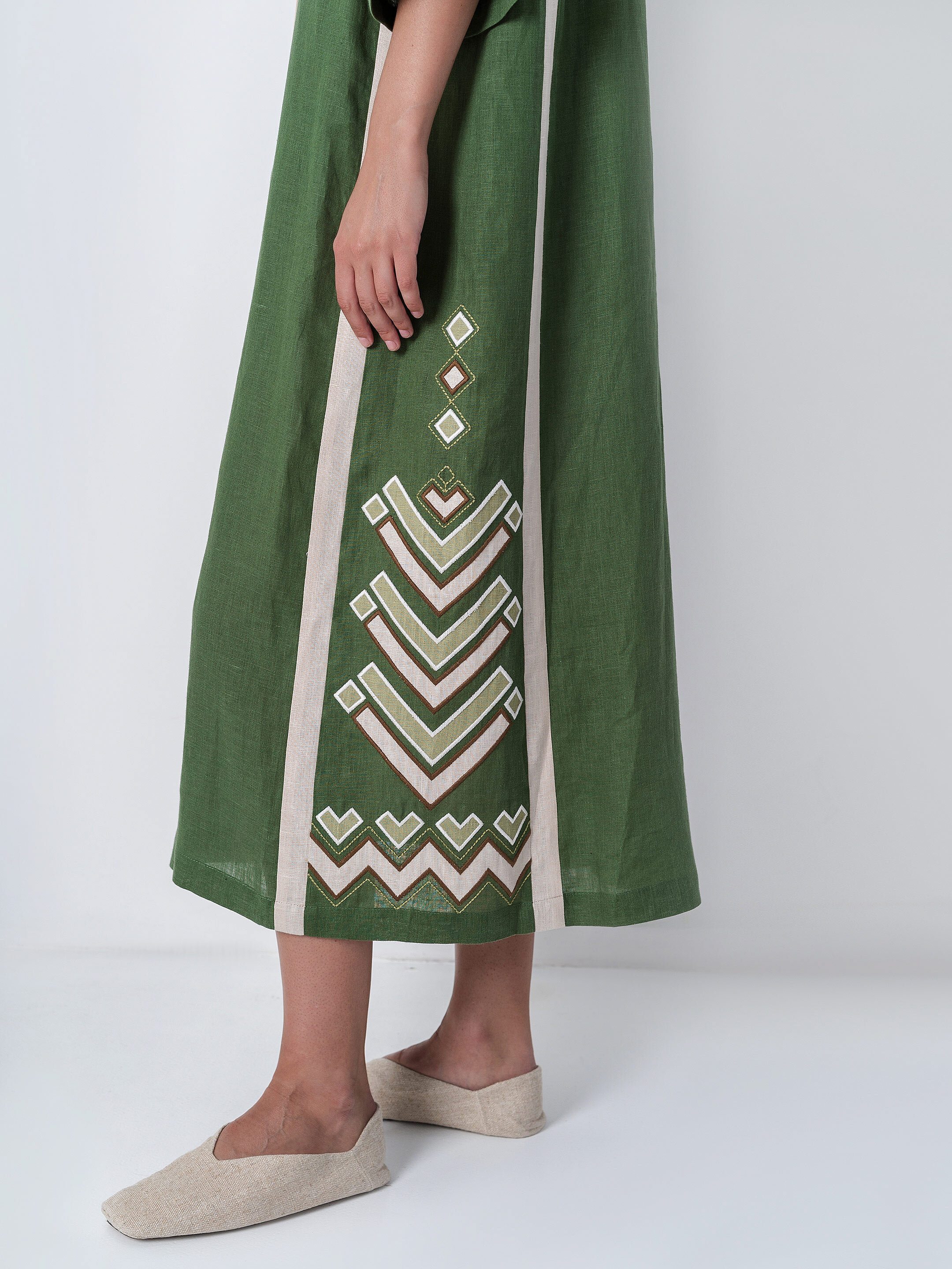 Green dress with short sleeve Symwol sizes
