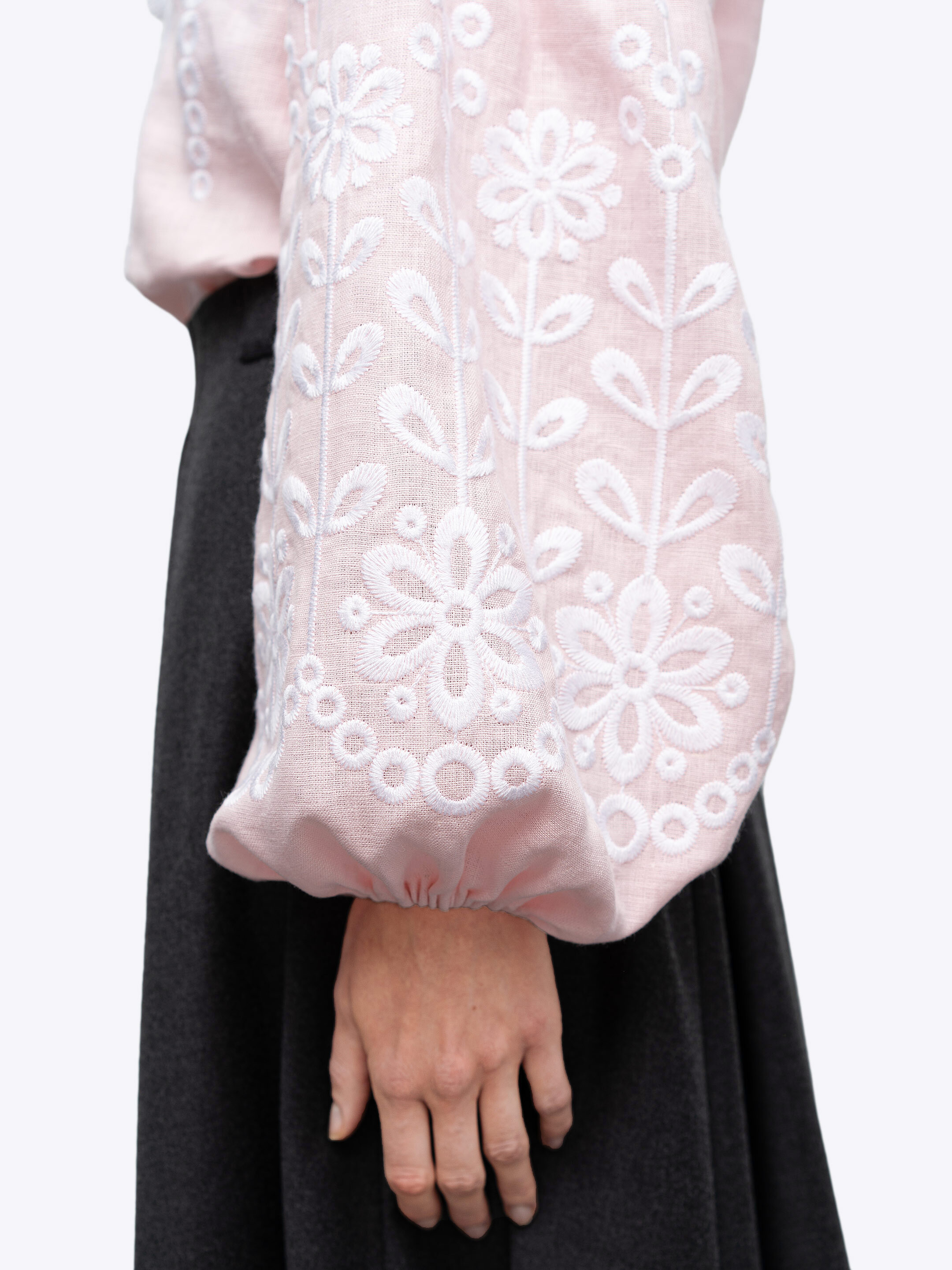 Light purple embroidered linen with floral ornament BOTANIC ціна