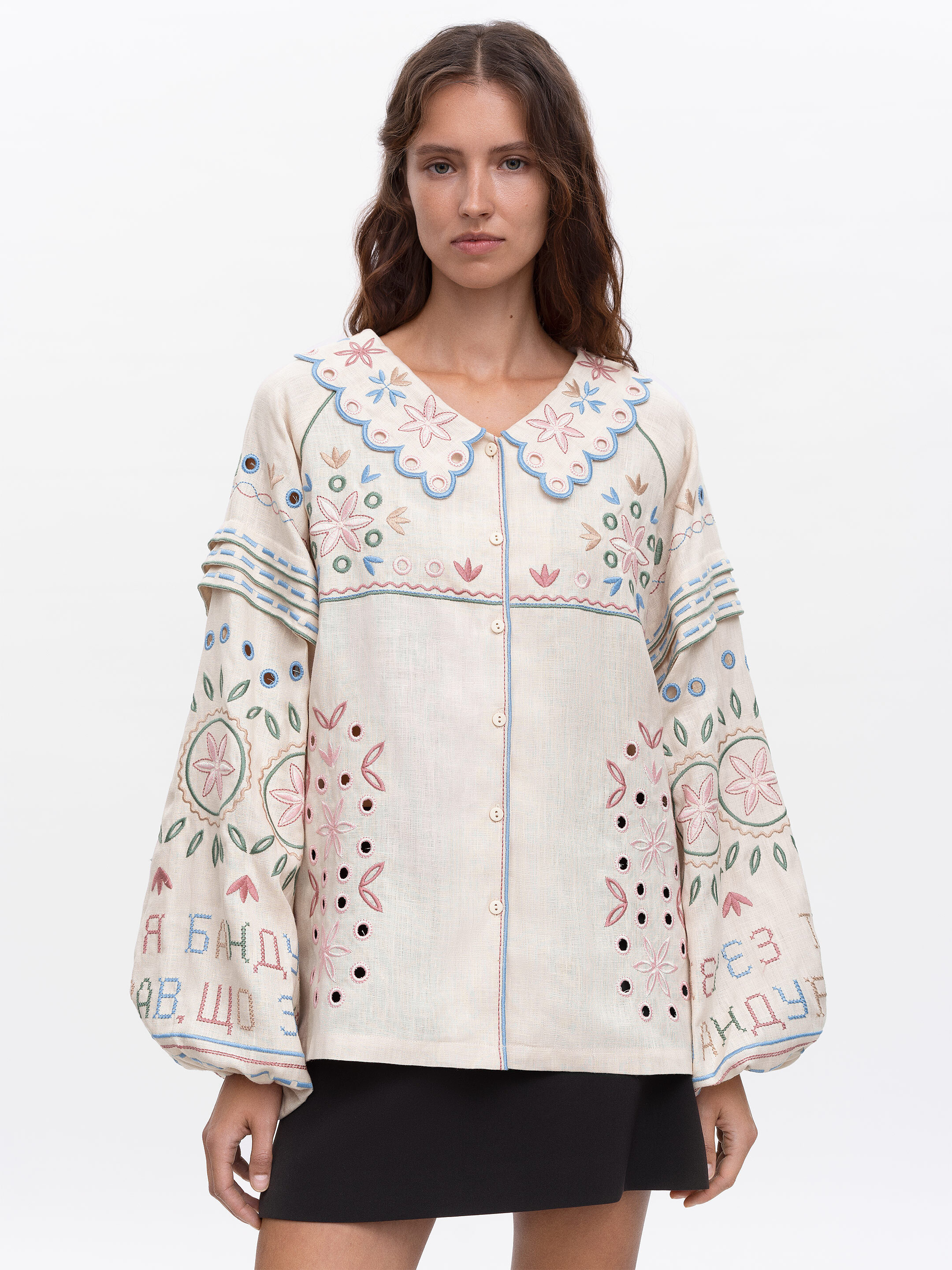 Embroidered beige linen shirt with a collar Bandura Buy