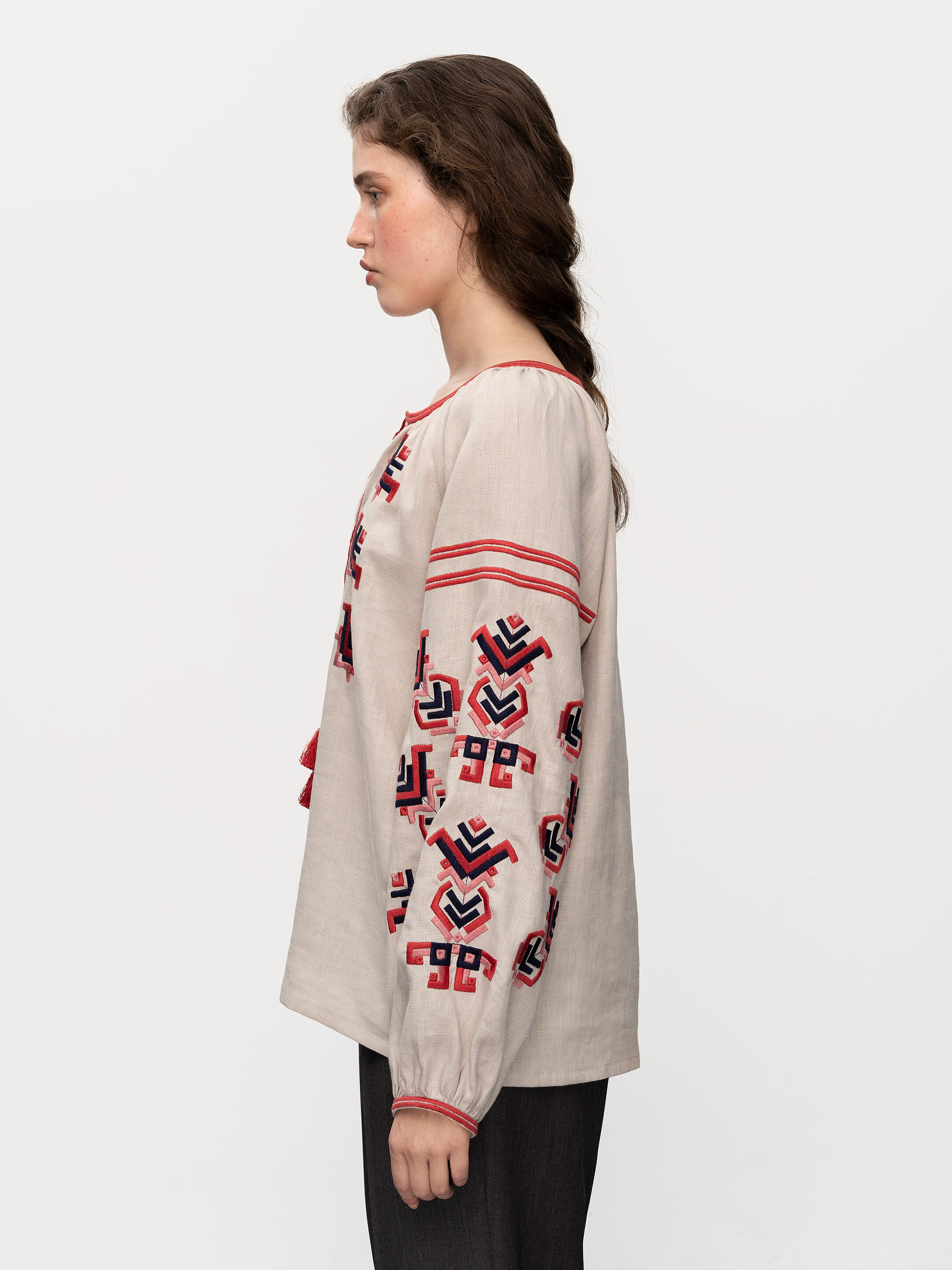 Women's embroidered shirt with floral ornament Maky cheap
